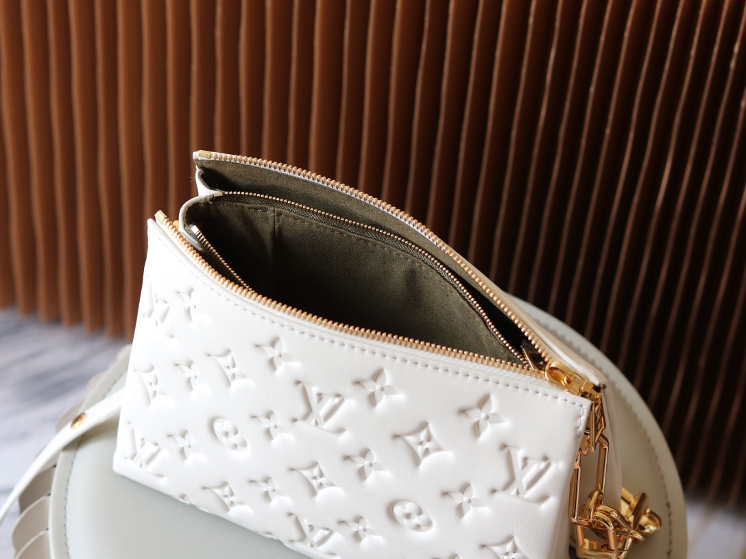 Louis Vuitton Coussin BB Monogram Lambskin Crossbody Bag - Image 8
