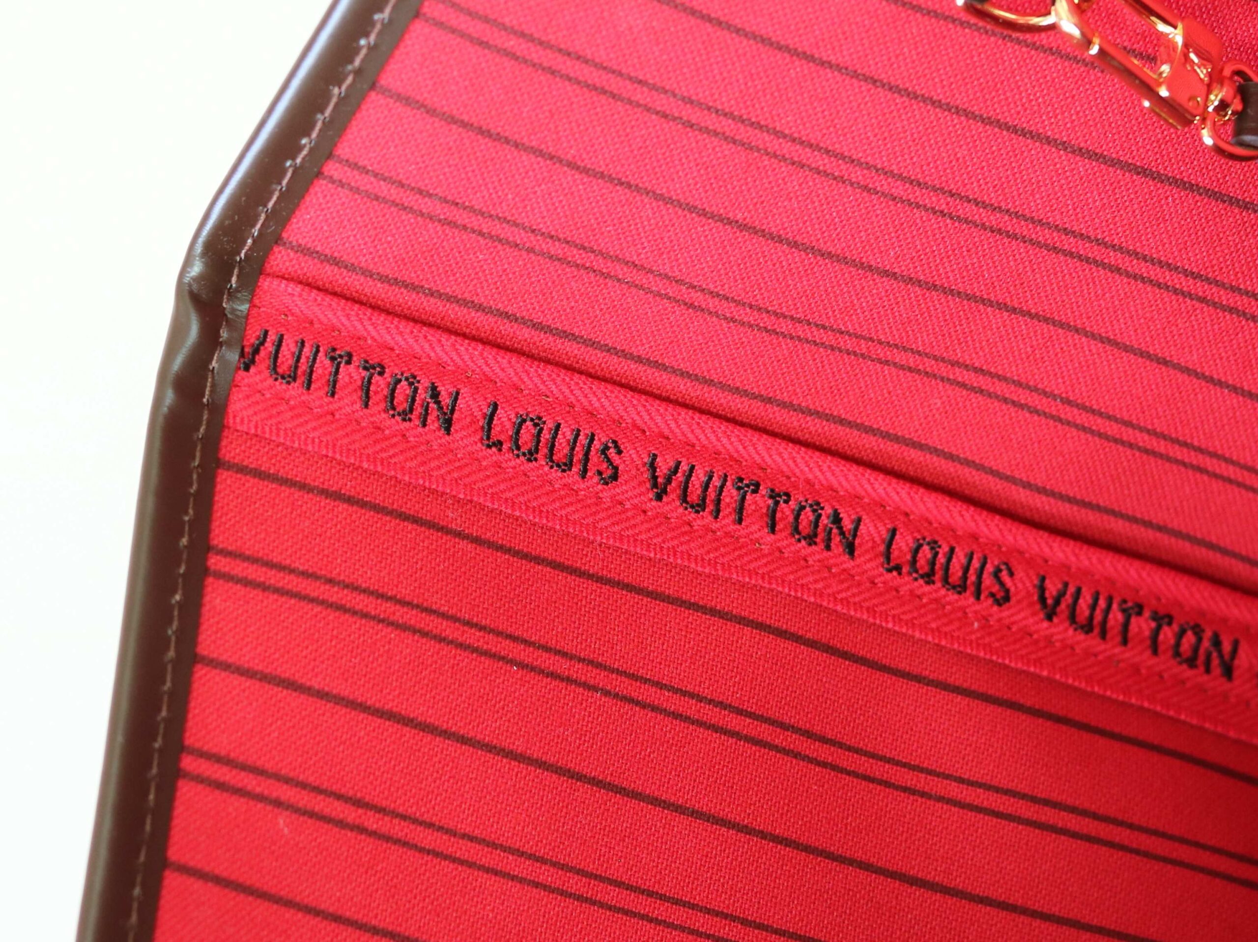 Louis Vuitton Neverfull Large Tote Bag in Damier Azur Canvas - Image 8
