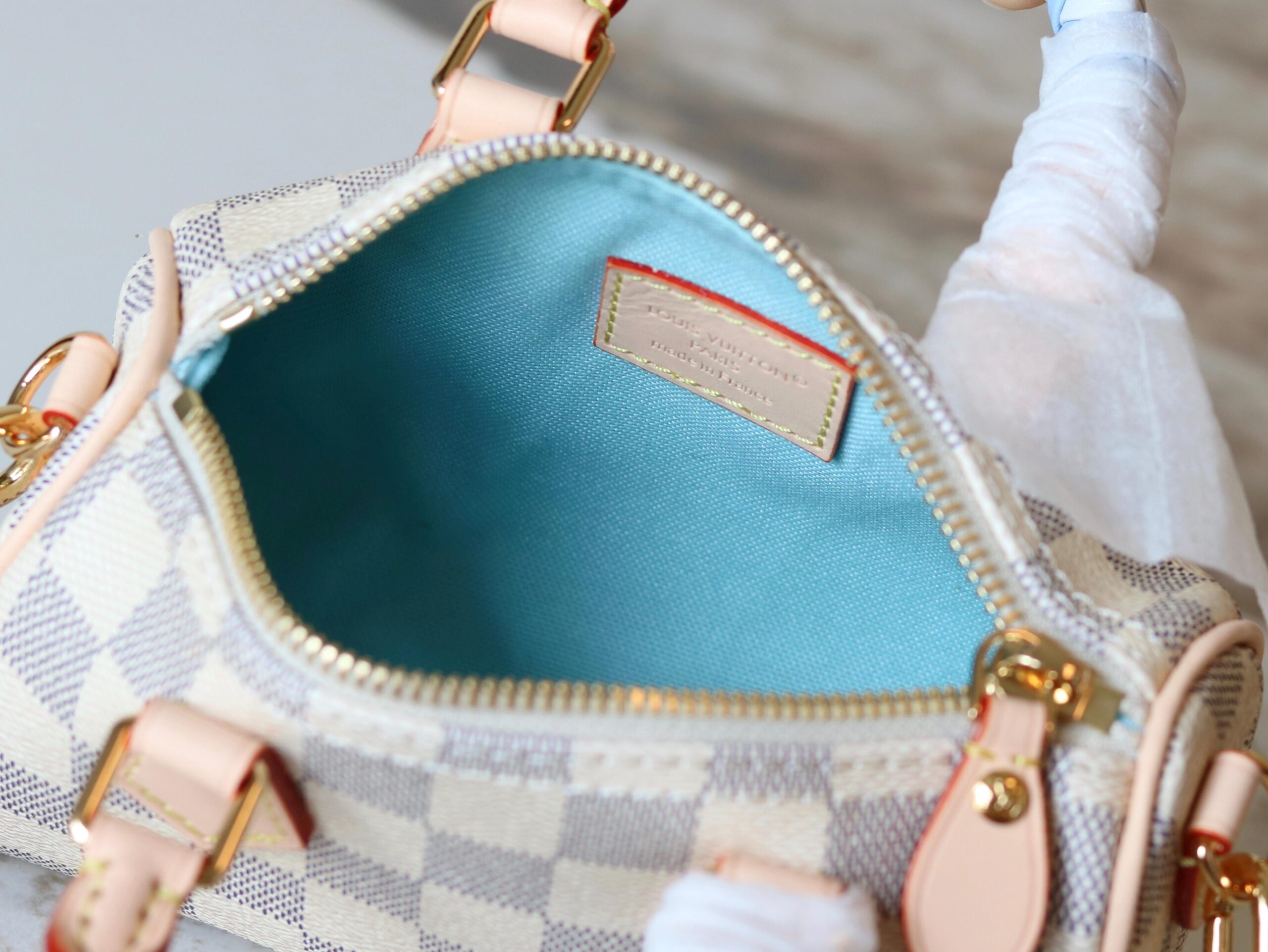 Louis Vuitton Nano Speedy Handbag in Damier Azur Canvas - Image 8