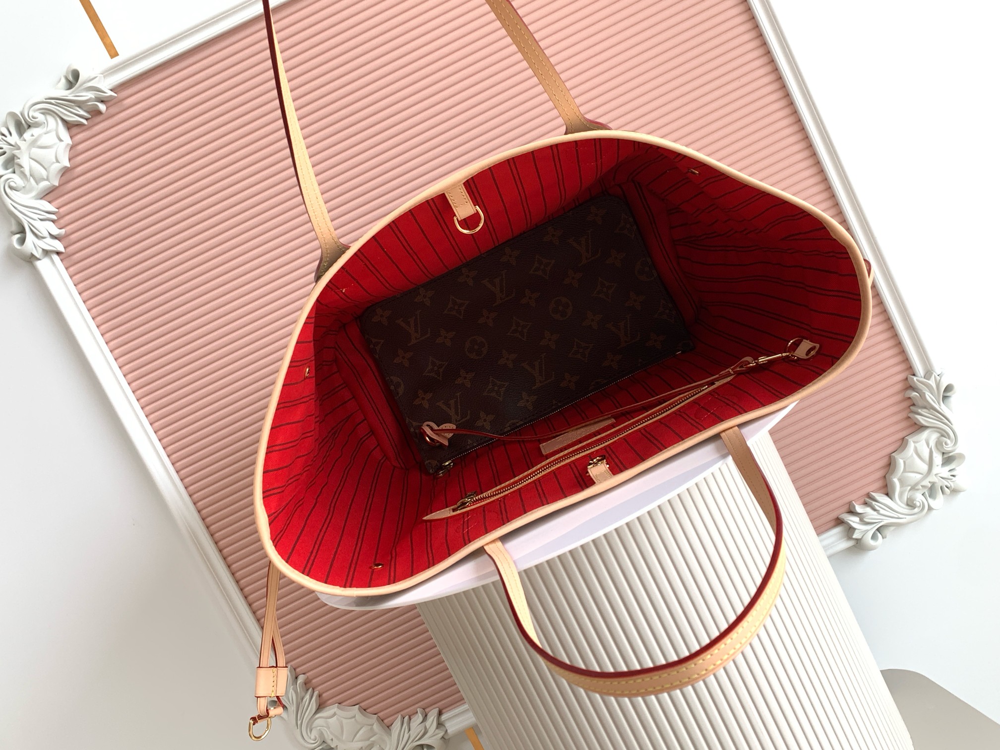 Louis Vuitton Neverfull MM Cherry Monogram Tote Bag - Image 8