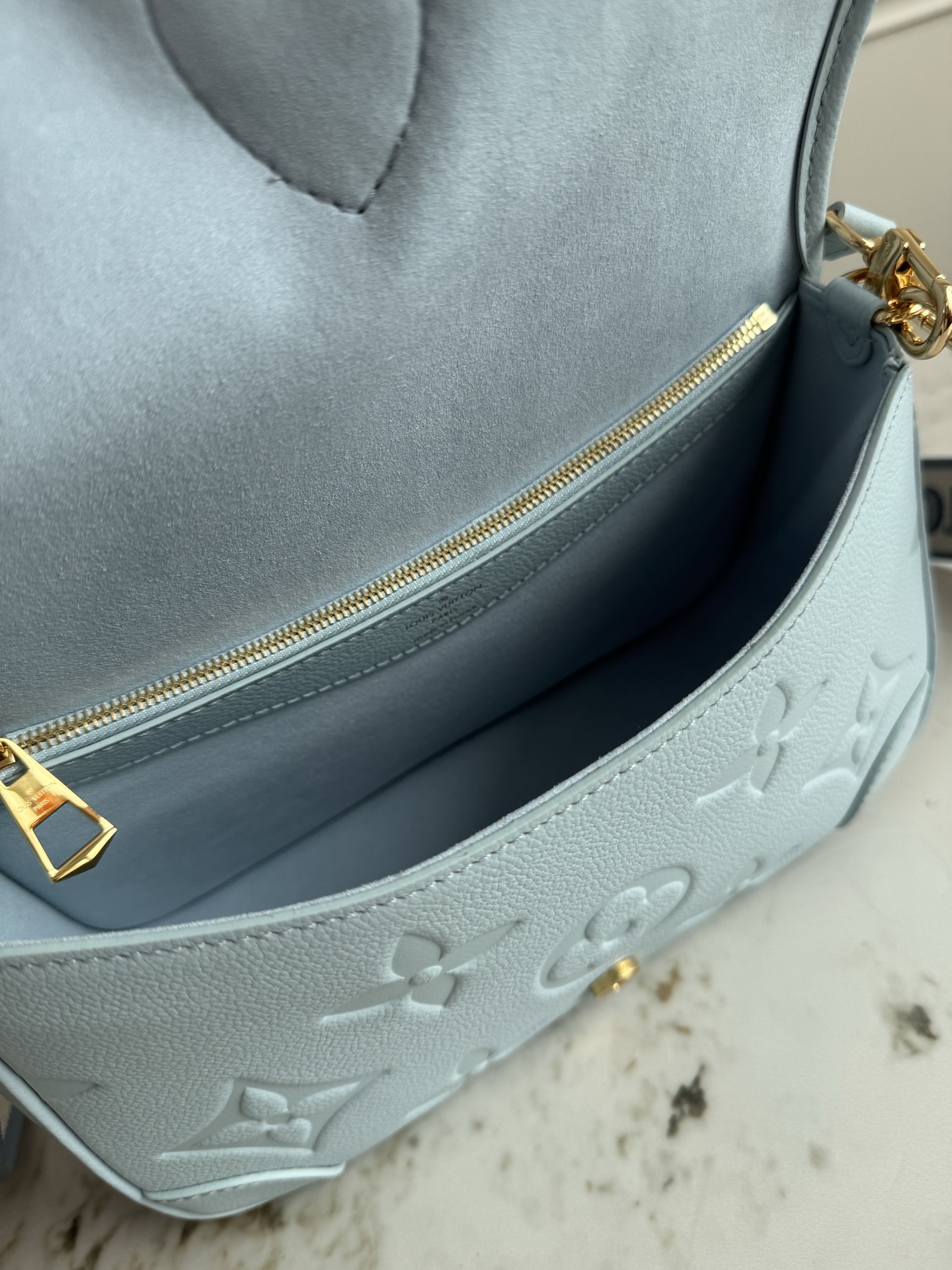 Louis Vuitton Diane Bag in Monogram Empreinte Leather - Image 8