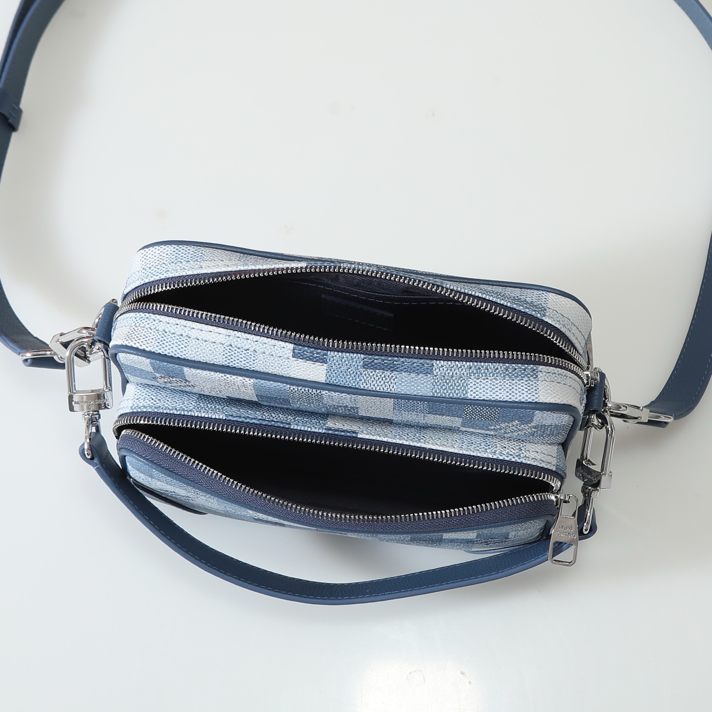 Louis Vuitton Nil Damoflage Shoulder Bag M28606 - Image 8