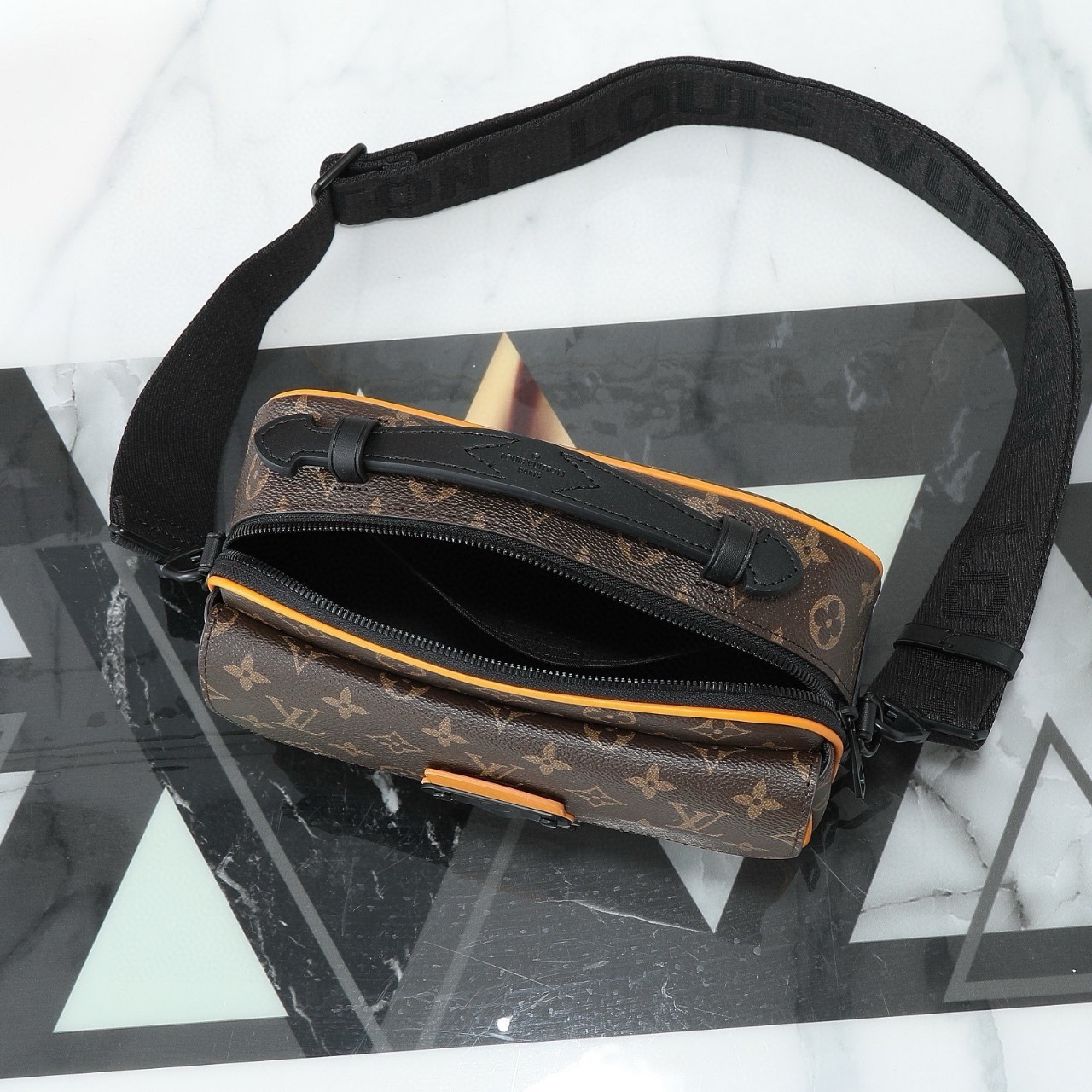 Louis Vuitton M46688 Monogram Macassar Messenger Bag - Image 8