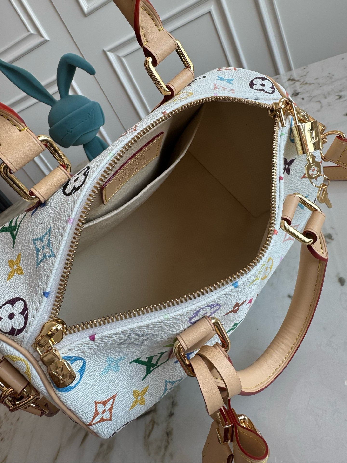 Louis Vuitton Speedy Bandouliere 25 Monogram Handbag with Butterfly Key Pouch - Image 8