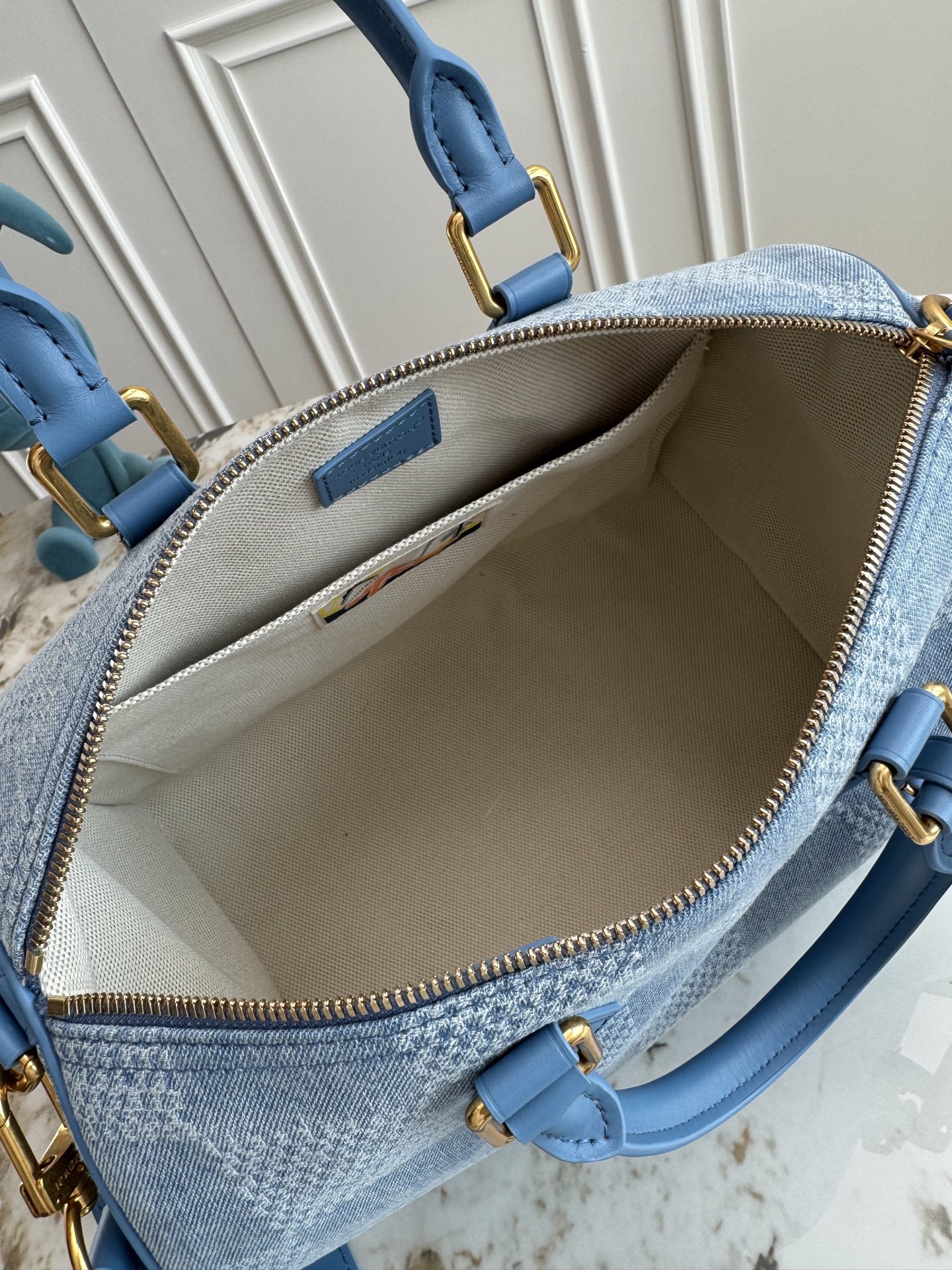 Louis Vuitton Speedy 30 Bandoulière Handbag - Image 8