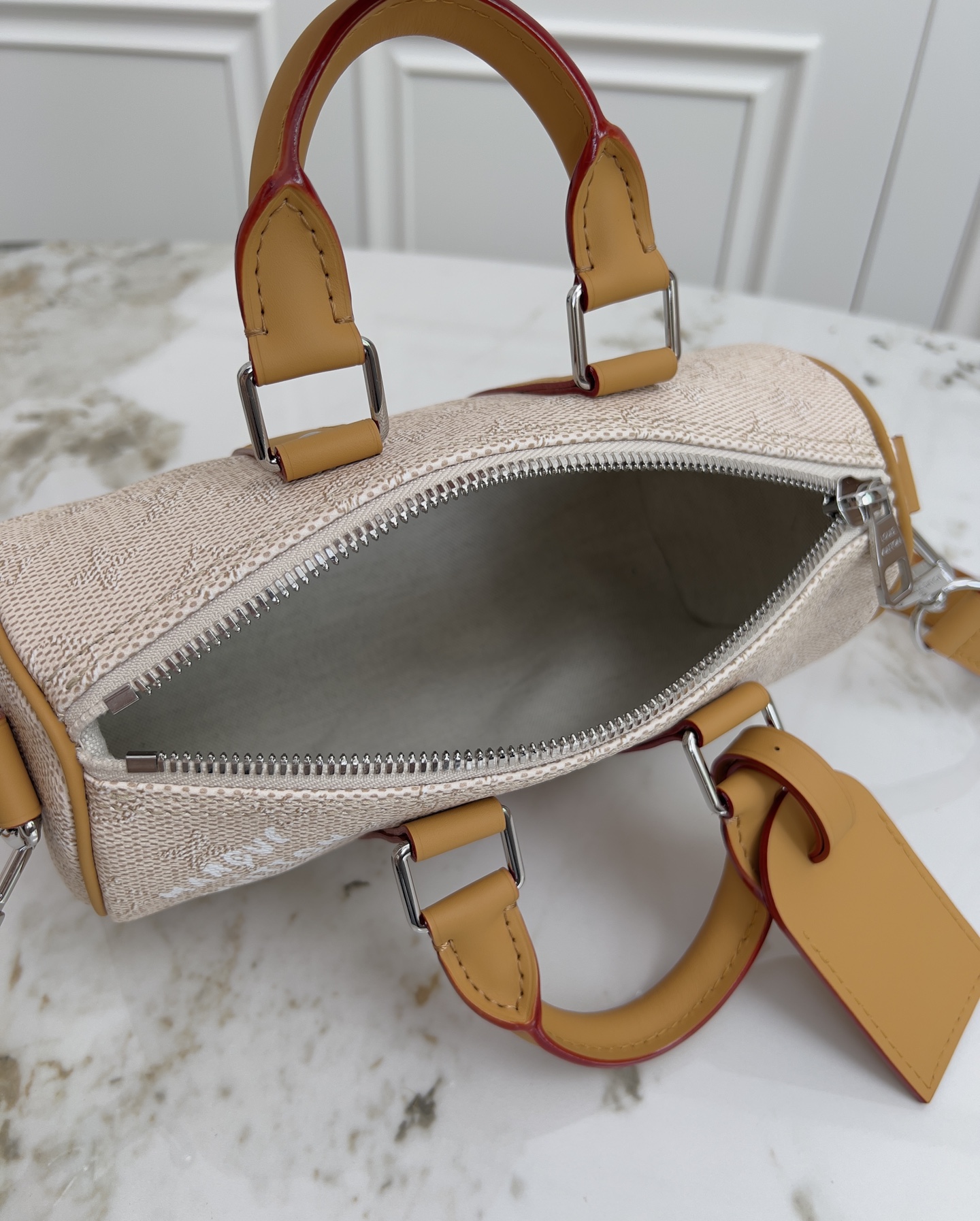 Louis Vuitton Keepall Bandouliere 25 Monogram Surfin Canvas Shoulder Bag - Image 8