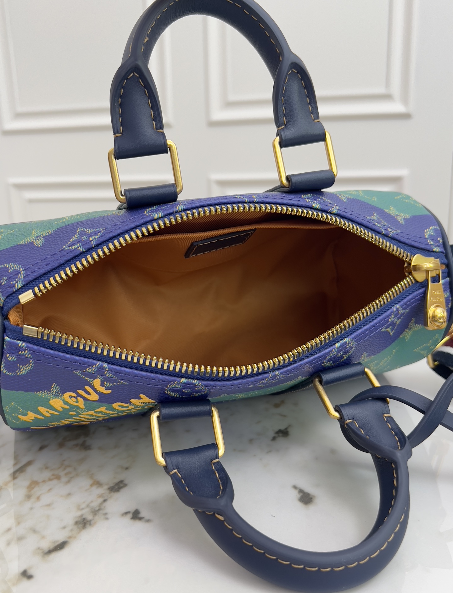 Louis Vuitton Keepall Bandouliere 25 Travel Bag in Monogram Surfin Canvas - Image 8