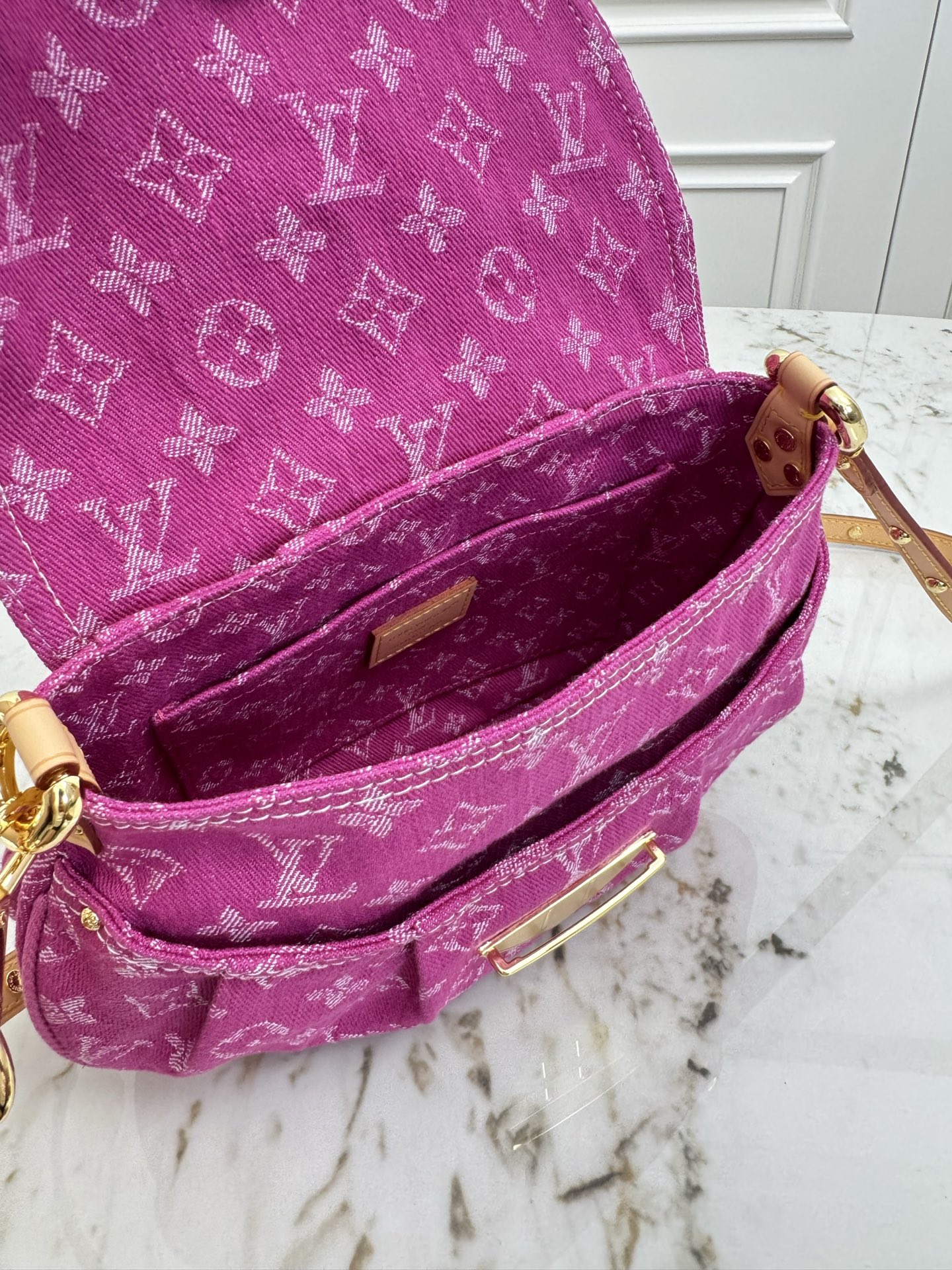 Sunset Rendez-Vous Denim Shoulder Bag - Image 8