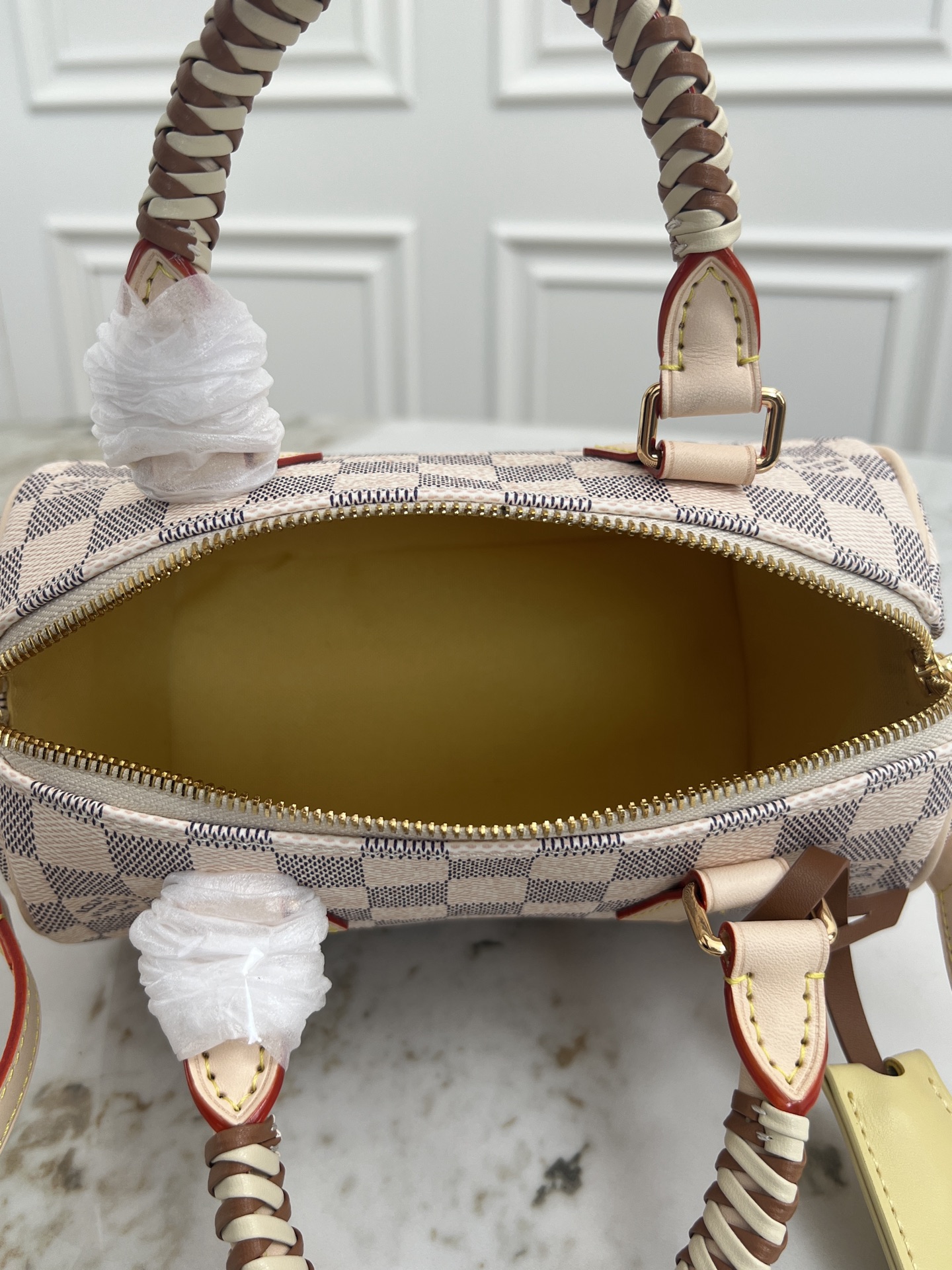 Louis Vuitton Speedy Bandoulière 20 Monogram Handbag - Image 8