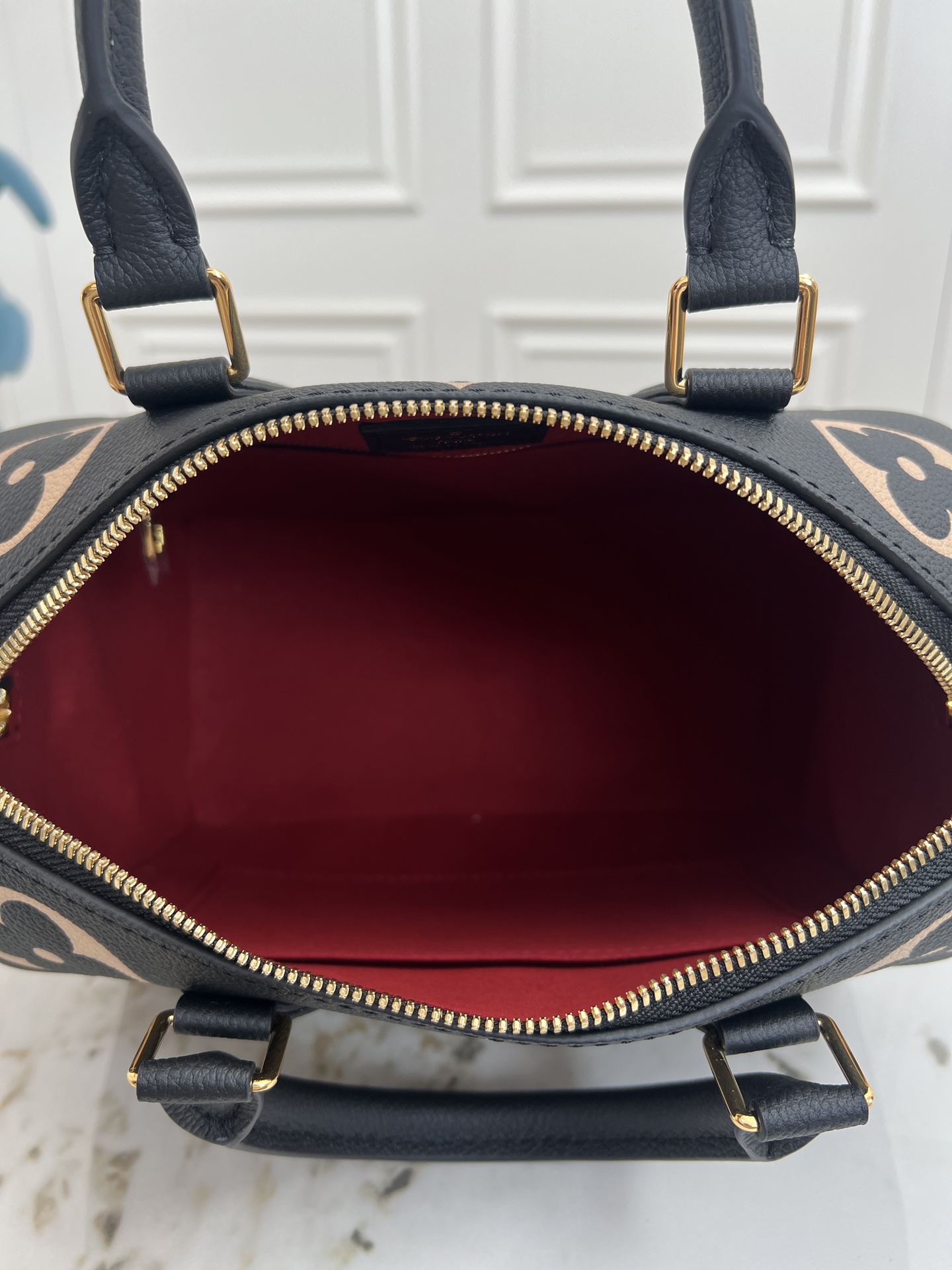 Louis Vuitton Speedy Bandoulière 25 Handbag in Monogram Empreinte Leather - Image 8