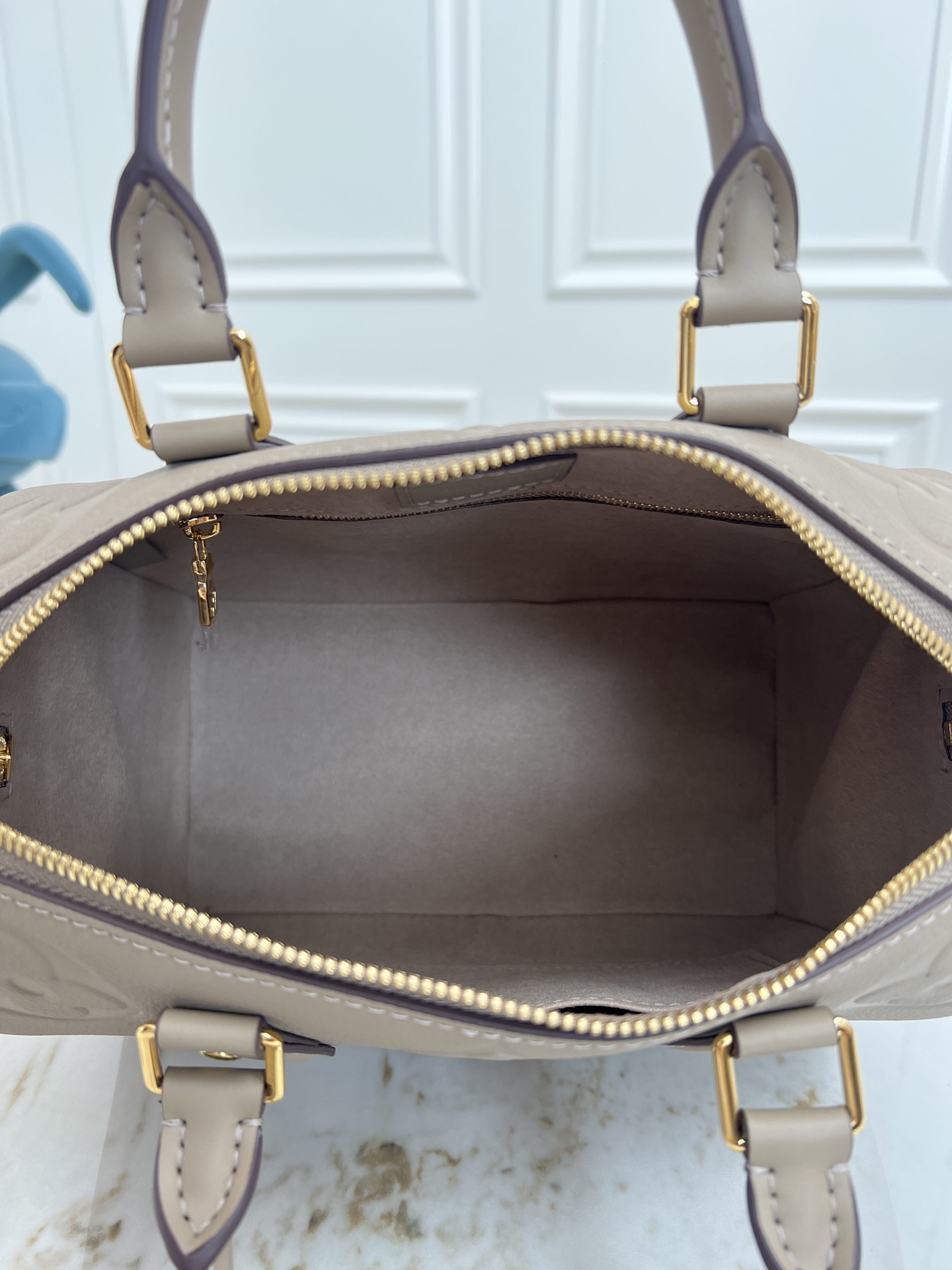 Louis Vuitton Speedy Bandoulière 25 Handbag - Image 8
