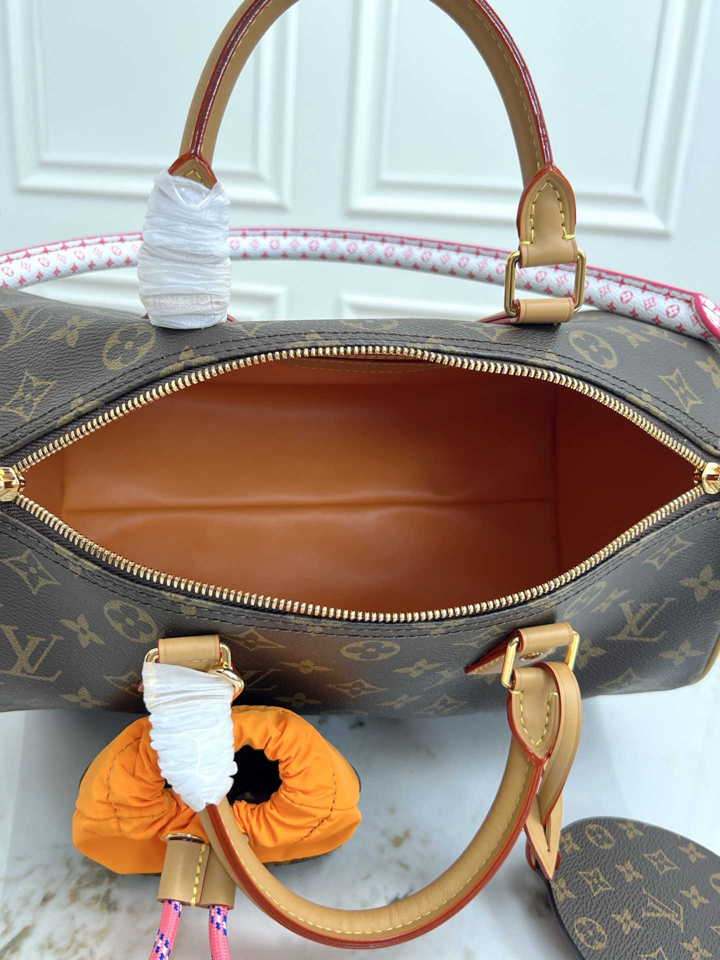 Louis Vuitton Speedy Soft 30 Monogram Canvas Handbag - Image 8
