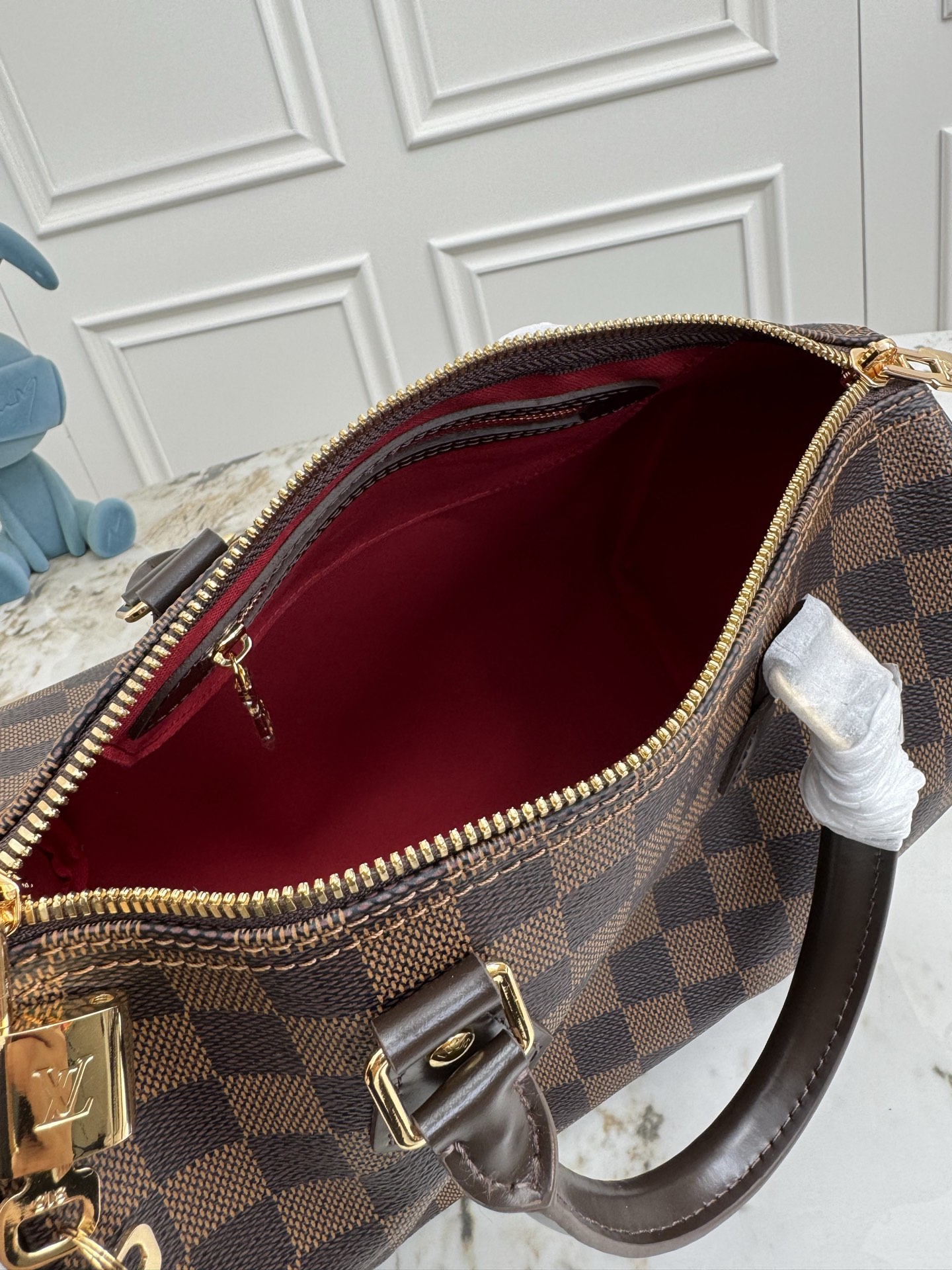 Louis Vuitton Speedy Bandouliere 25 Handbag in Damier Ebene Canvas - Image 8