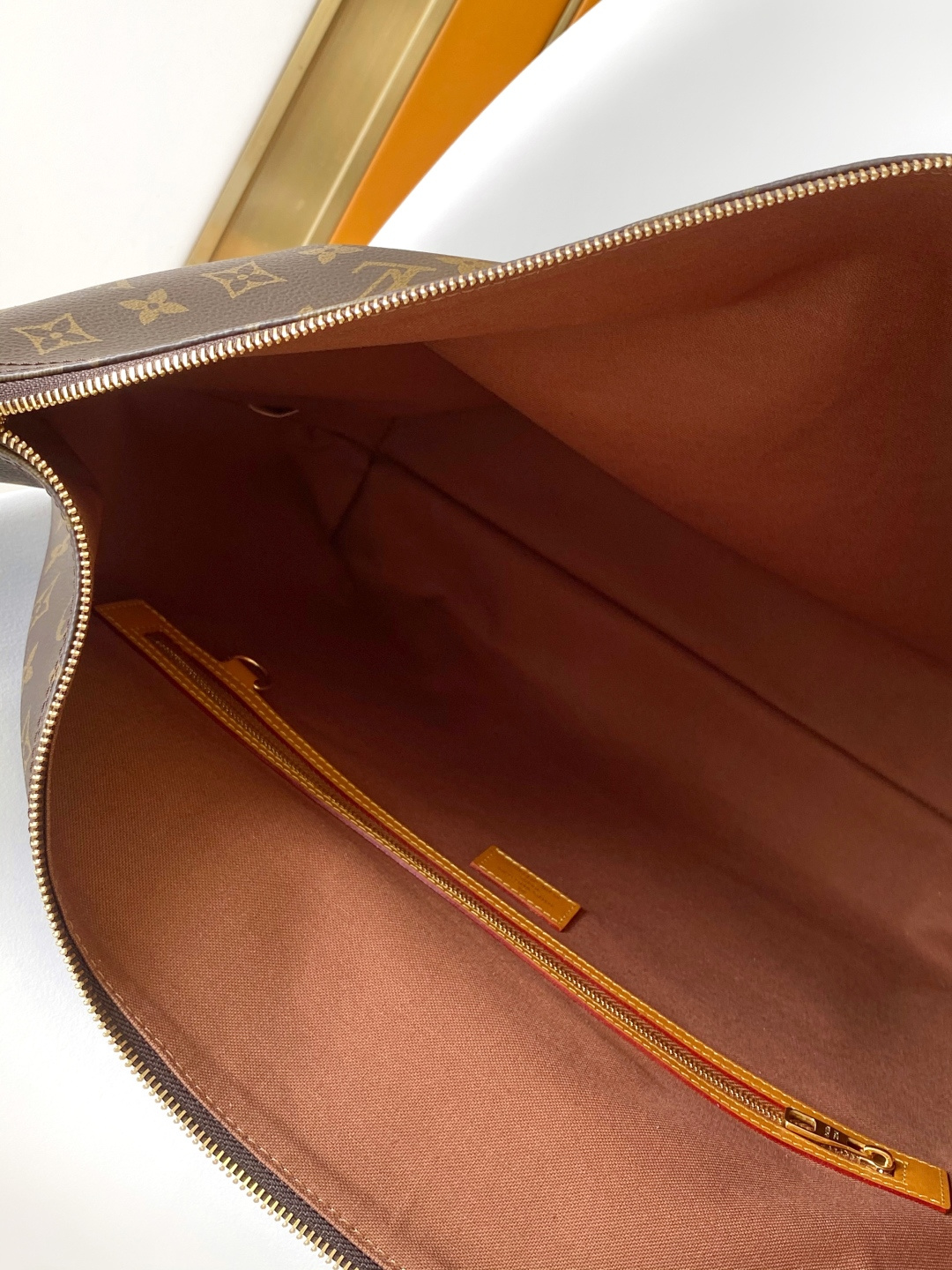 Louis Vuitton Metis Handbag M14018 in Monogram Canvas - Image 8