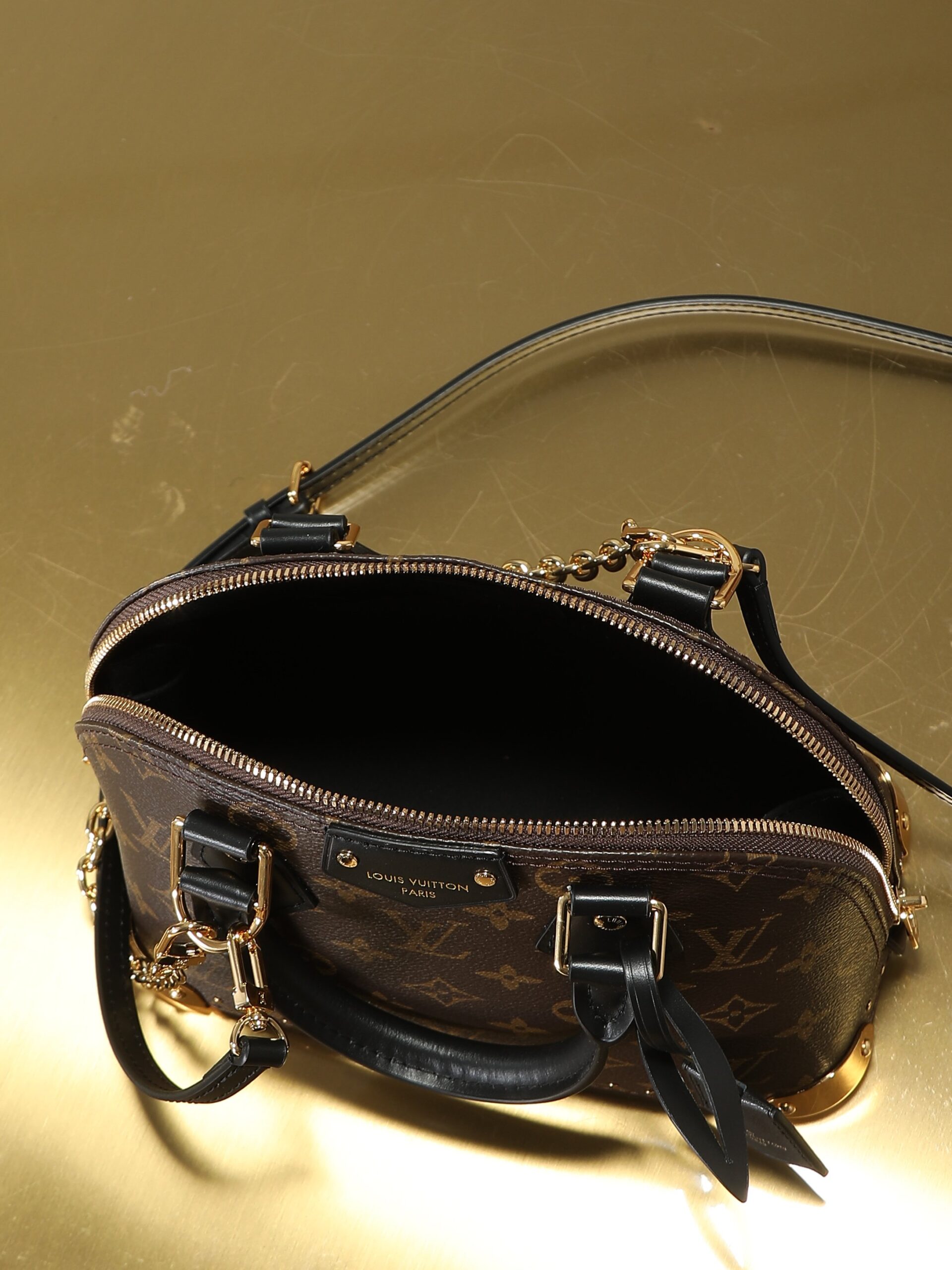 Louis Vuitton Alma BB Monogram Canvas Handbag - Image 8