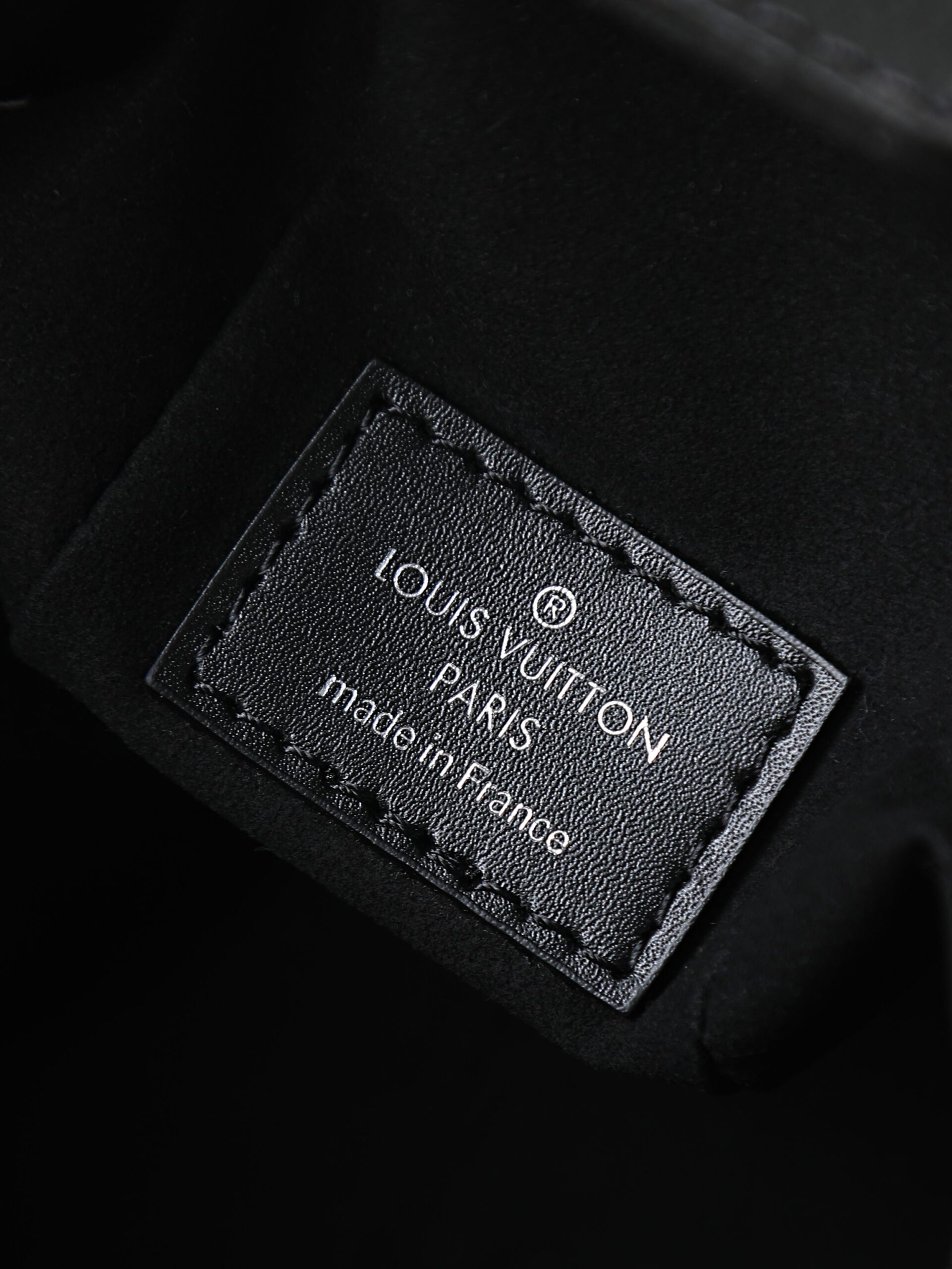 Louis Vuitton Side Trunk East West Handbag M26226 - Image 8