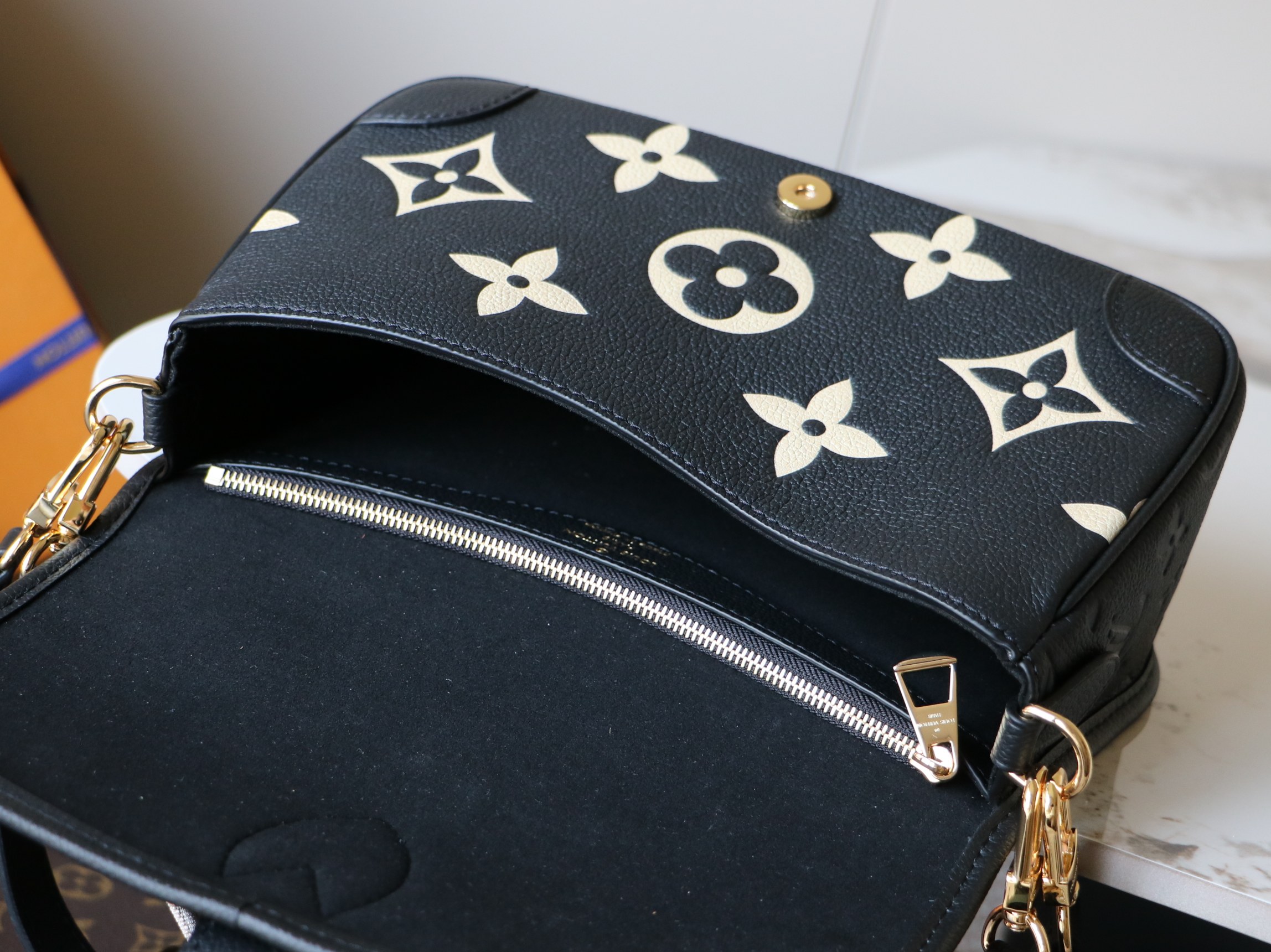 Louis Vuitton Diane Monogram Empreinte Crossbody Bag - Image 8