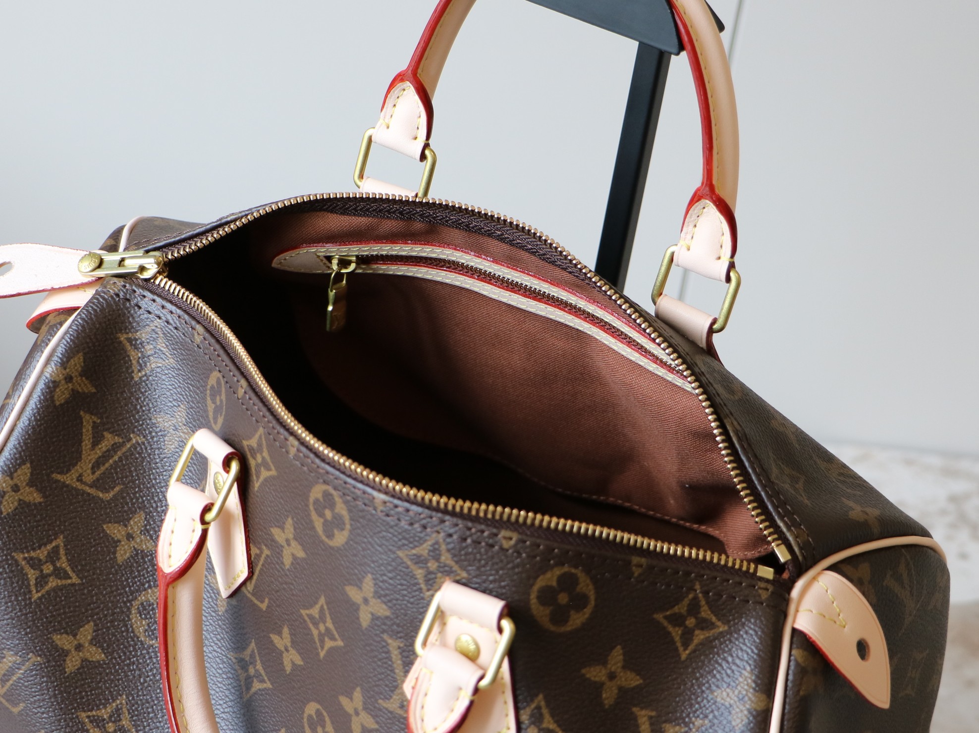 Louis Vuitton Keepall Speedy Handbag - Image 8
