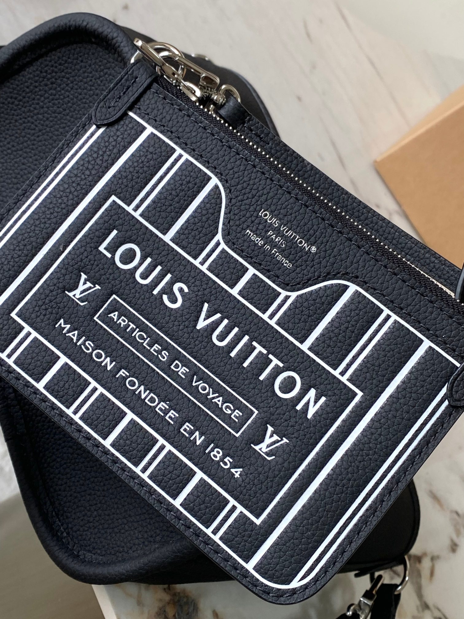 Louis Vuitton Neverfull Bandouliere Inside Out BB Handbag - Image 8