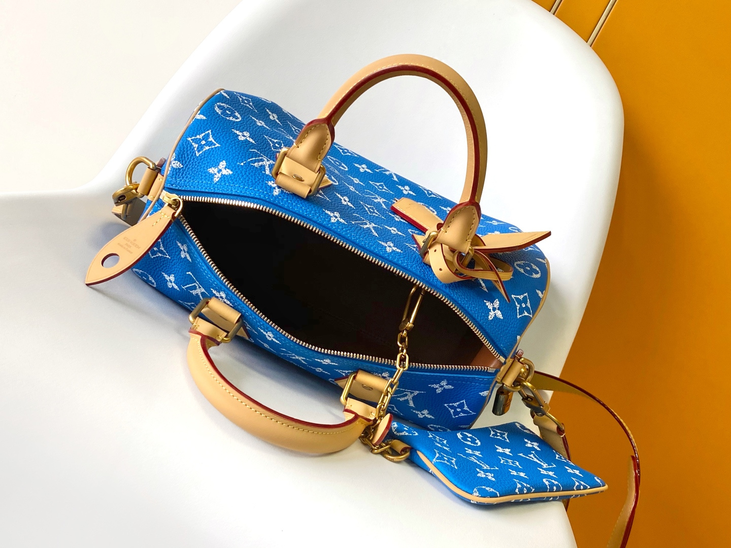 Louis Vuitton Speedy P9 Bandoulière 30 Monogram Leather Crossbody Bag - Image 8