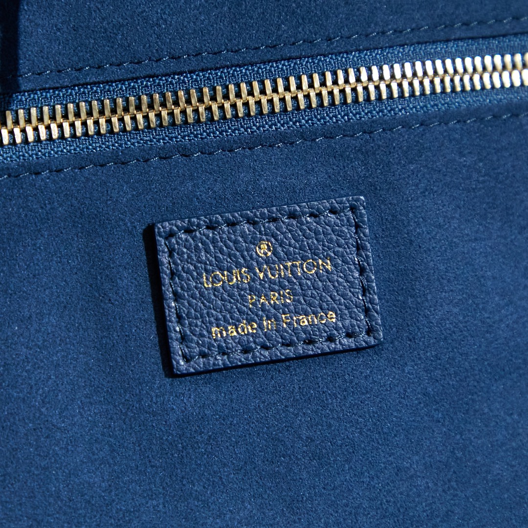 Louis Vuitton Neverfull Medium Tote Bag - Image 8