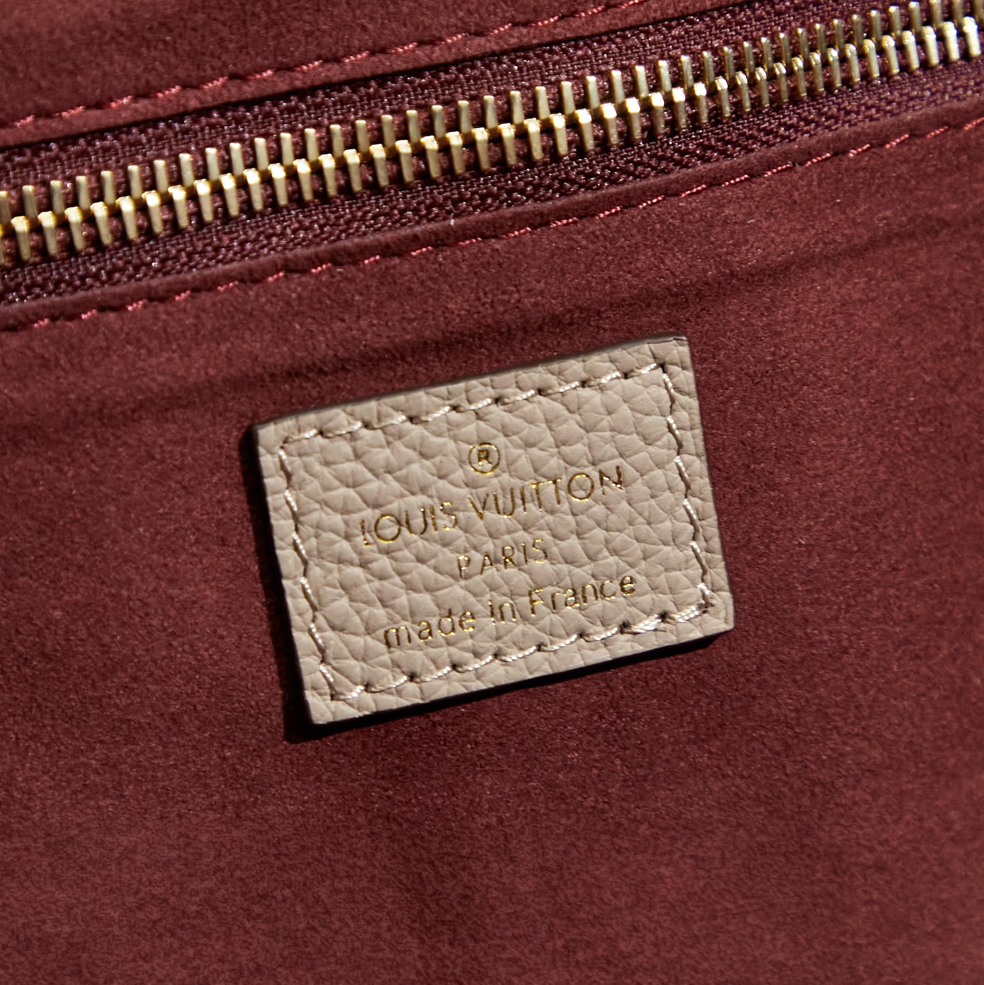Louis Vuitton Neverfull MM Shopping Tote - Image 8