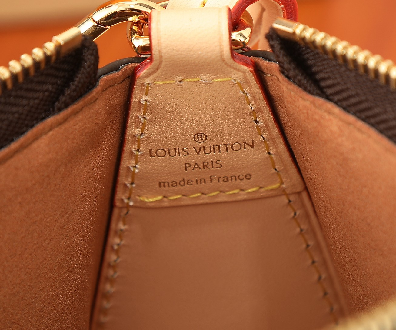 Louis Vuitton Pochette Tirette Monogram Canvas Crossbody Bag M12859 - Image 9