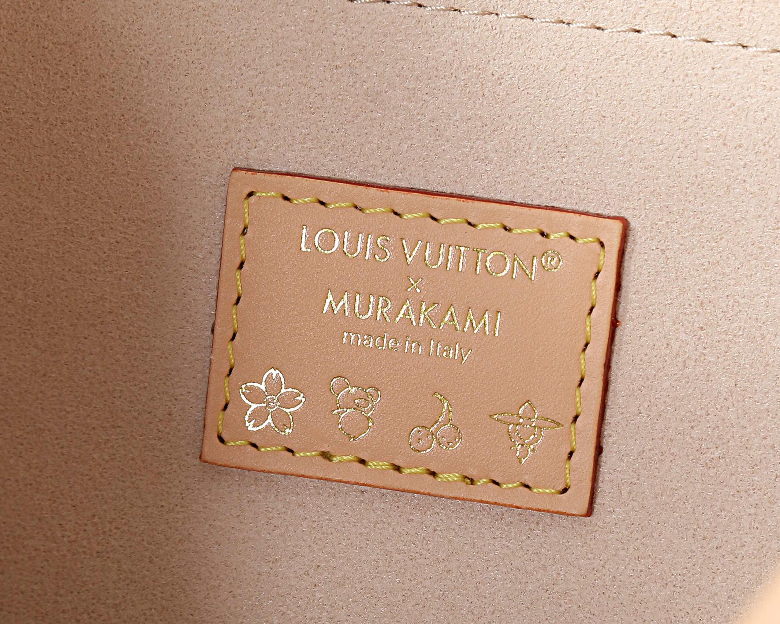 Louis Vuitton Carryall East West Monogram Canvas Handbag - Image 9