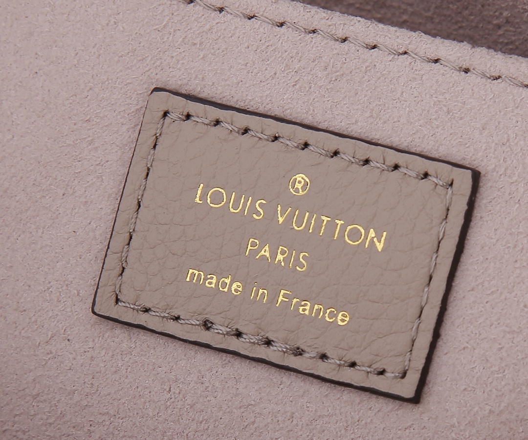 Louis Vuitton Favorite Monogram Empreinte Crossbody Bag - Image 9