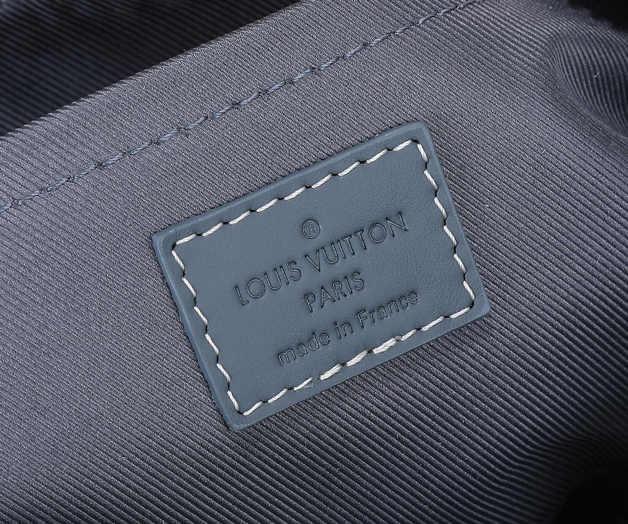 Keepall Bandouliere 25 Monogram Washed Denim Travel Bag - Image 9
