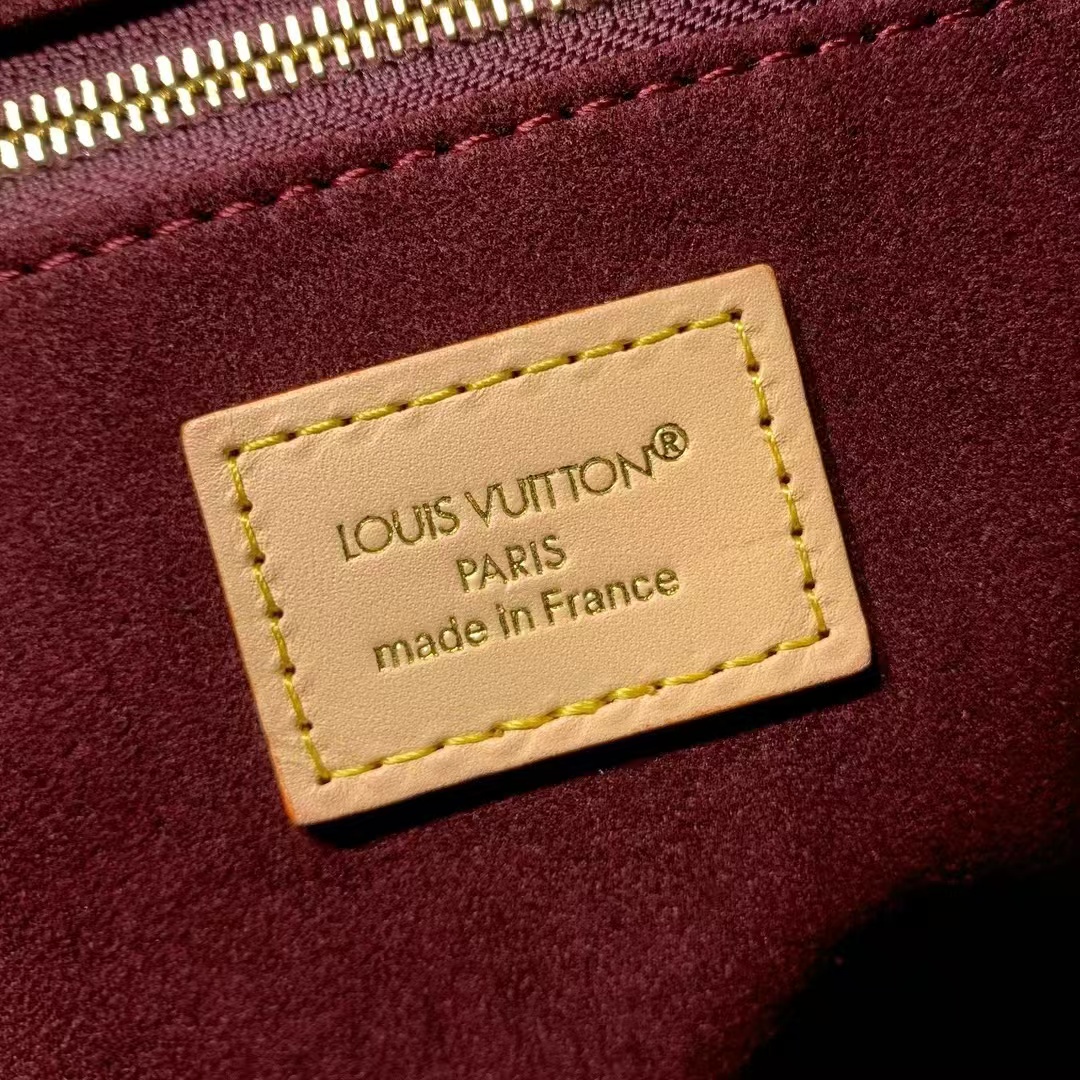 Louis Vuitton Artsy Handbag M25877 - Image 9