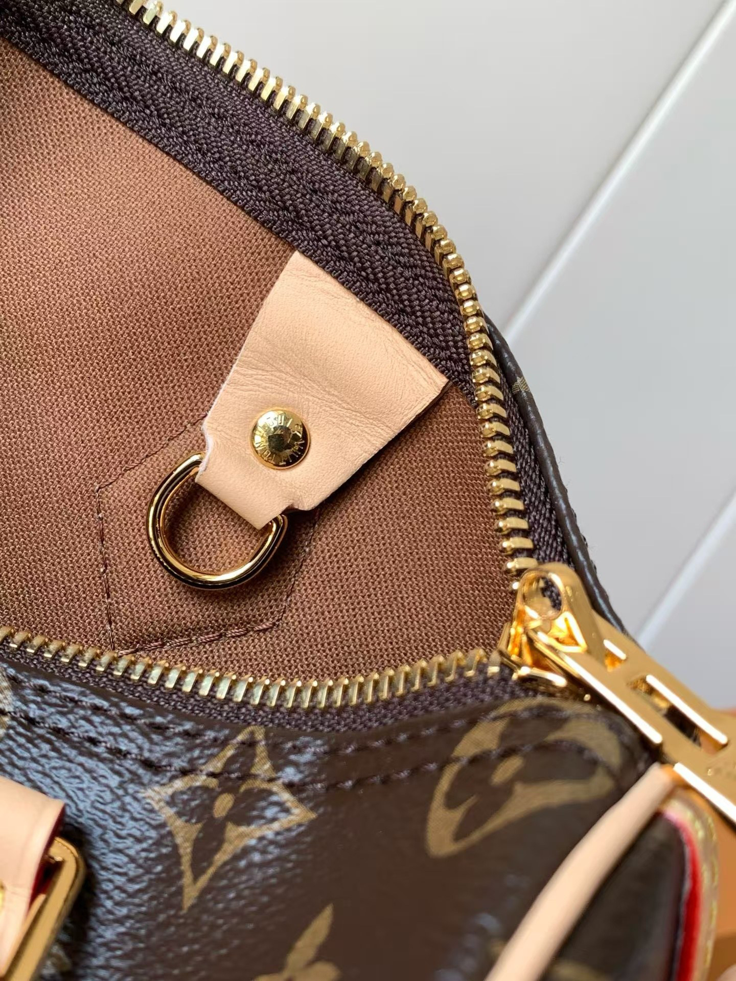 Louis Vuitton Speedy Bandouliere 25 Monogram Canvas Crossbody Bag - Image 9