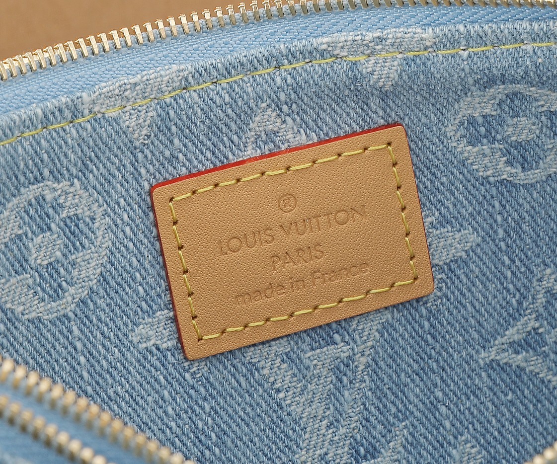 Louis Vuitton Liv Pochette Clutch Bag M83532 - Image 9