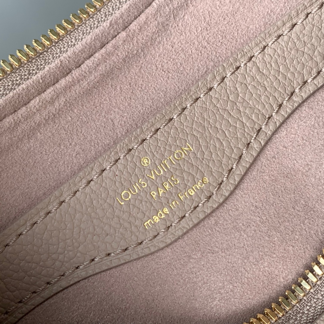 Louis Vuitton Boulogne Shoulder Bag - Image 9