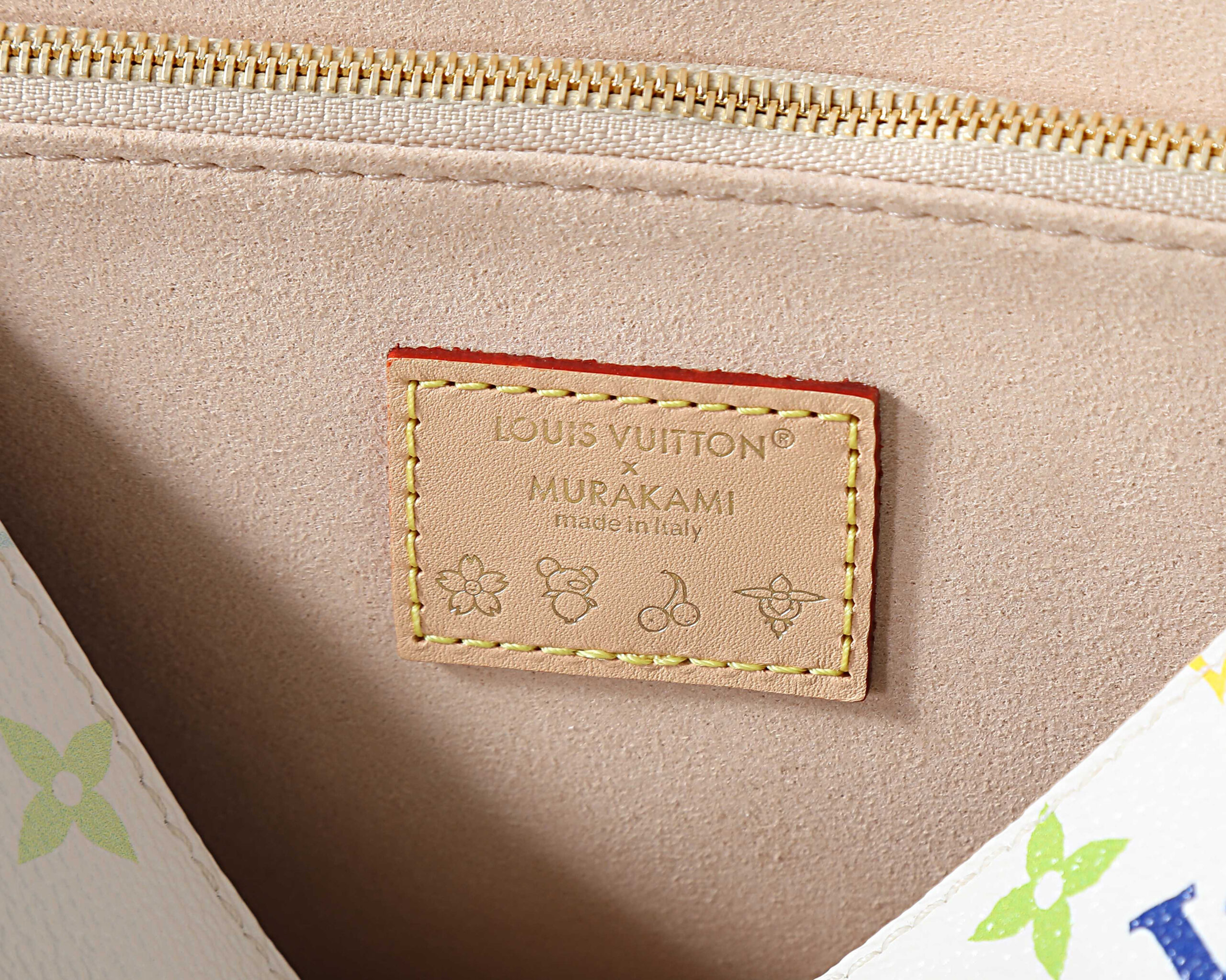 Louis Vuitton Diane Small Handbag in Monogram Canvas, Model M27866 - Image 9