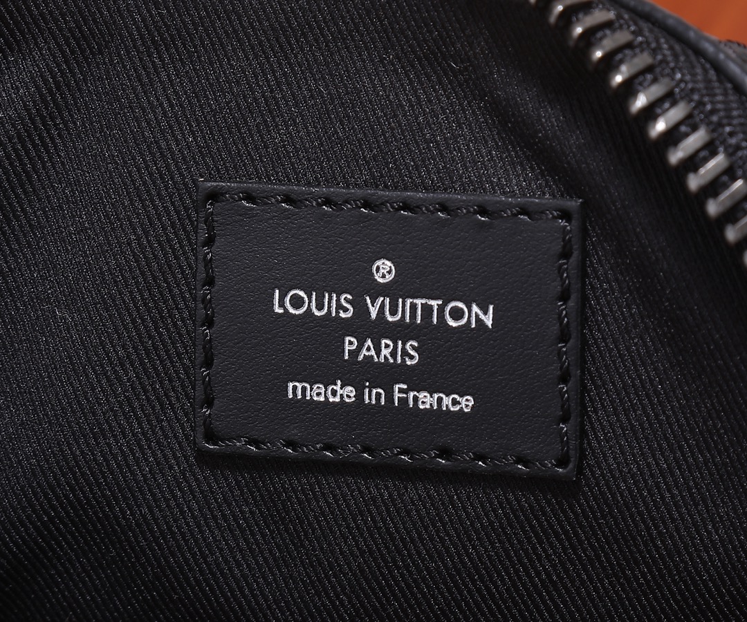 Louis Vuitton Keepall Monogram Eclipse Reverse Travel Bag M45947 - Image 9