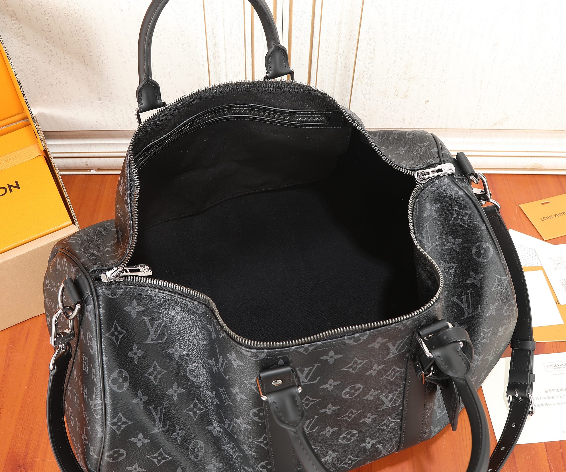 Louis Vuitton Keepall 50 Travel Bag in Monogram Eclipse Canvas - Image 9