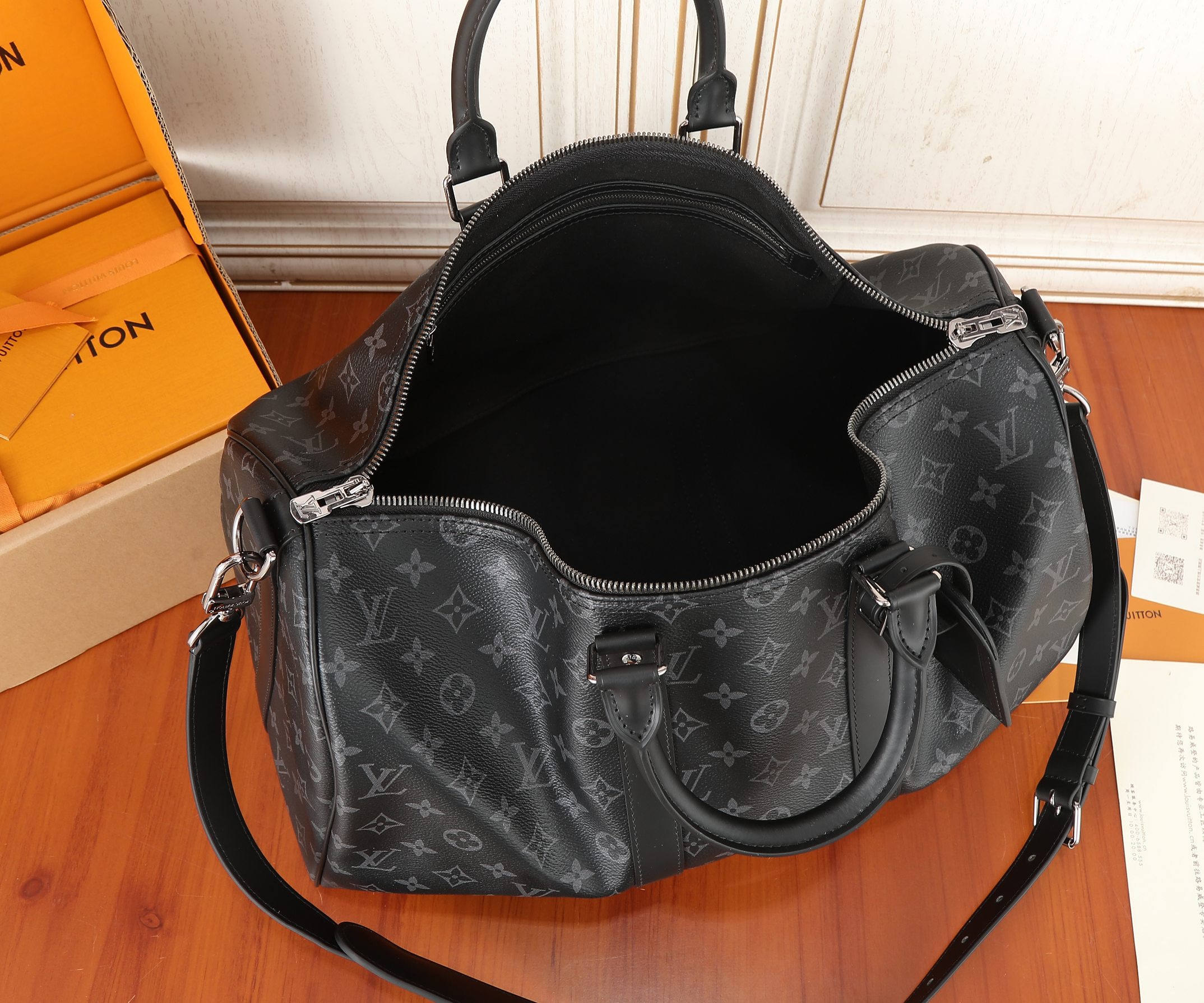 Louis Vuitton Keepall 45 Travel Bag in Monogram Eclipse Canvas - Image 9