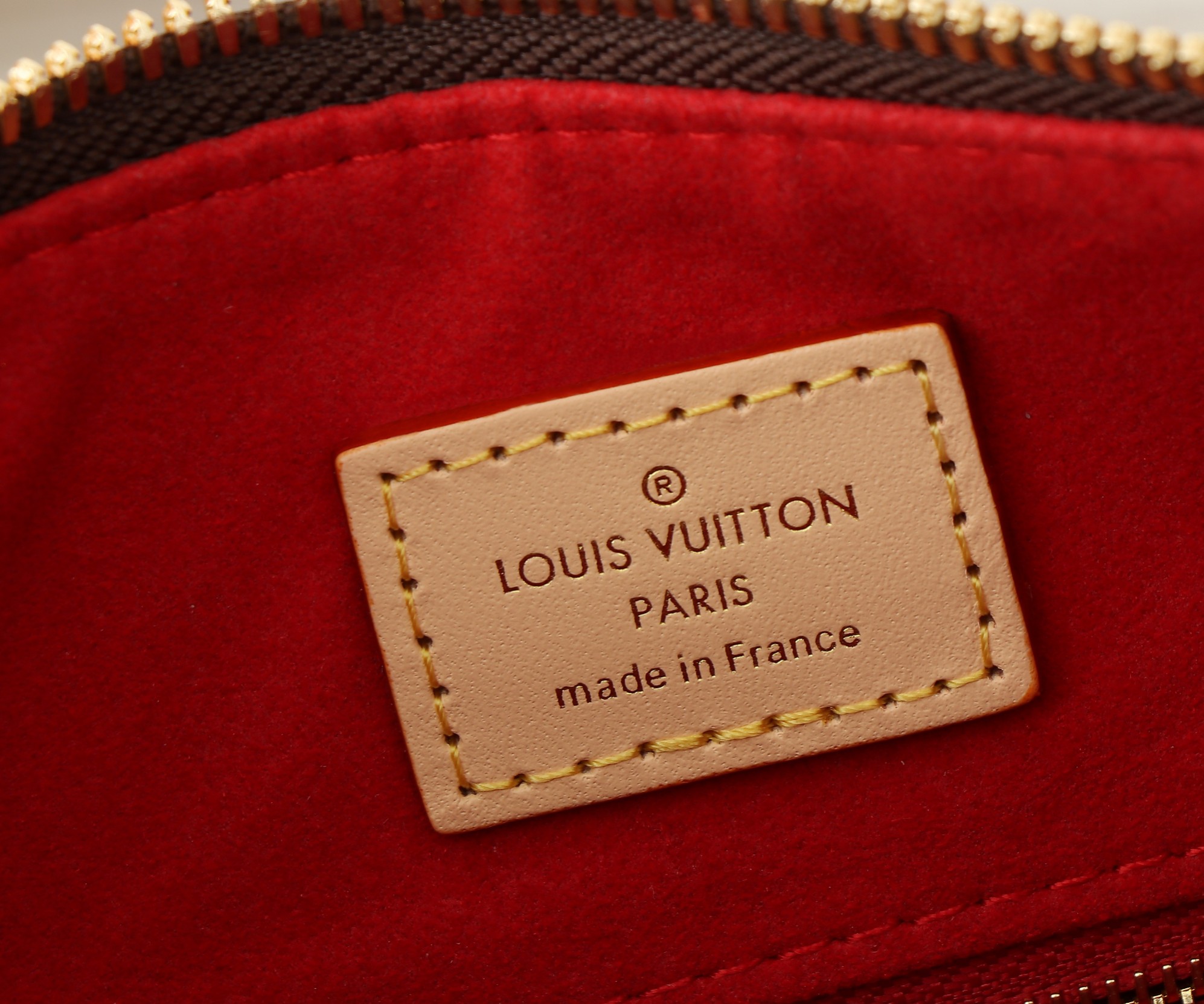 Louis Vuitton Slouchy Small Handbag M11952 - Image 9