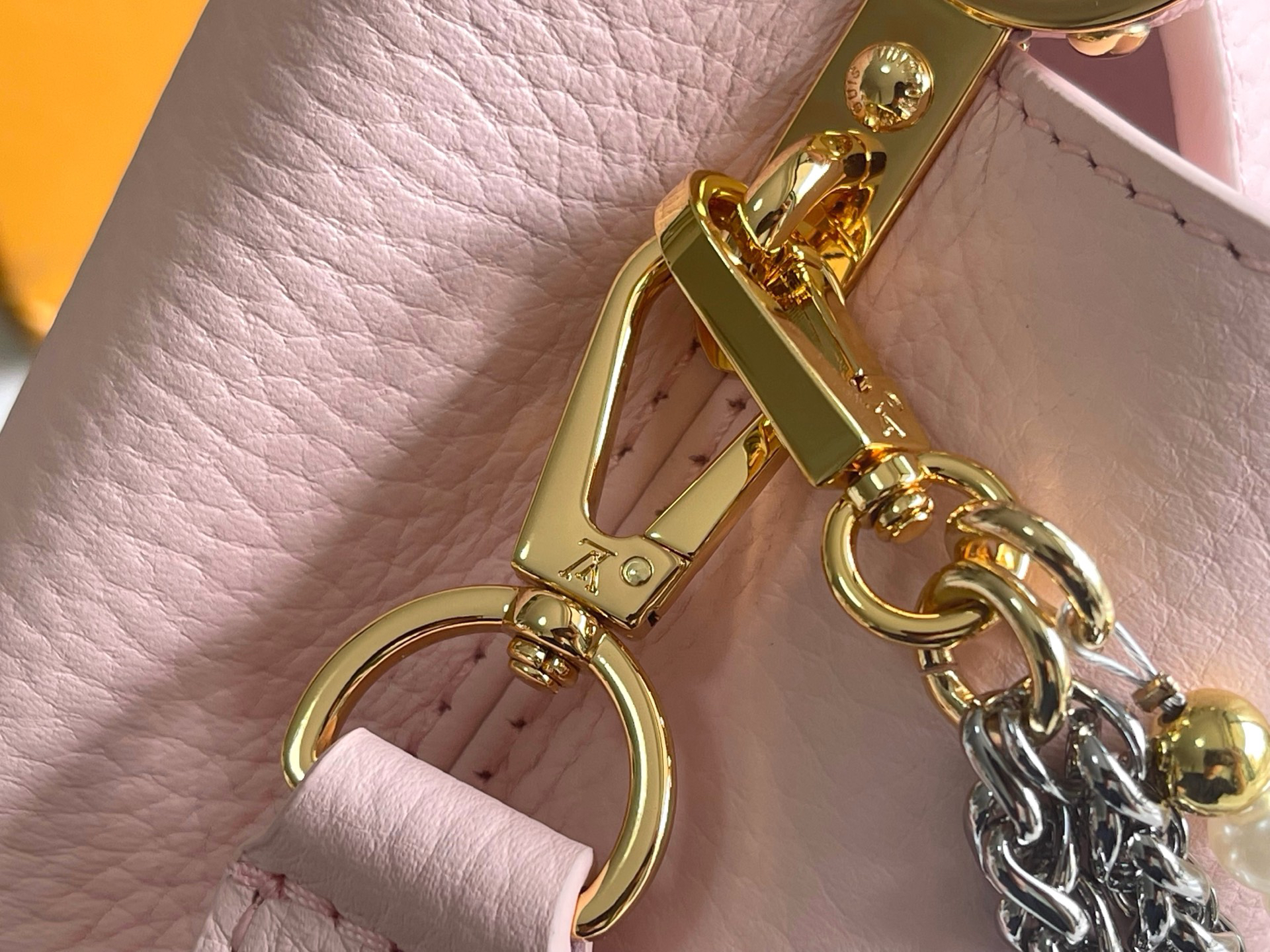Louis Vuitton Capucines BB Mini Crossbody Bag - Image 9