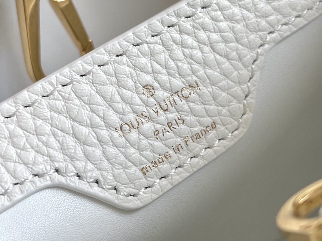 Louis Vuitton Capucines BB Handbag - Image 9
