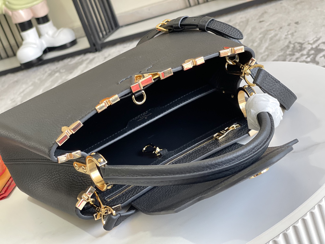Louis Vuitton Capucines MM Handbag M54663 - Image 9