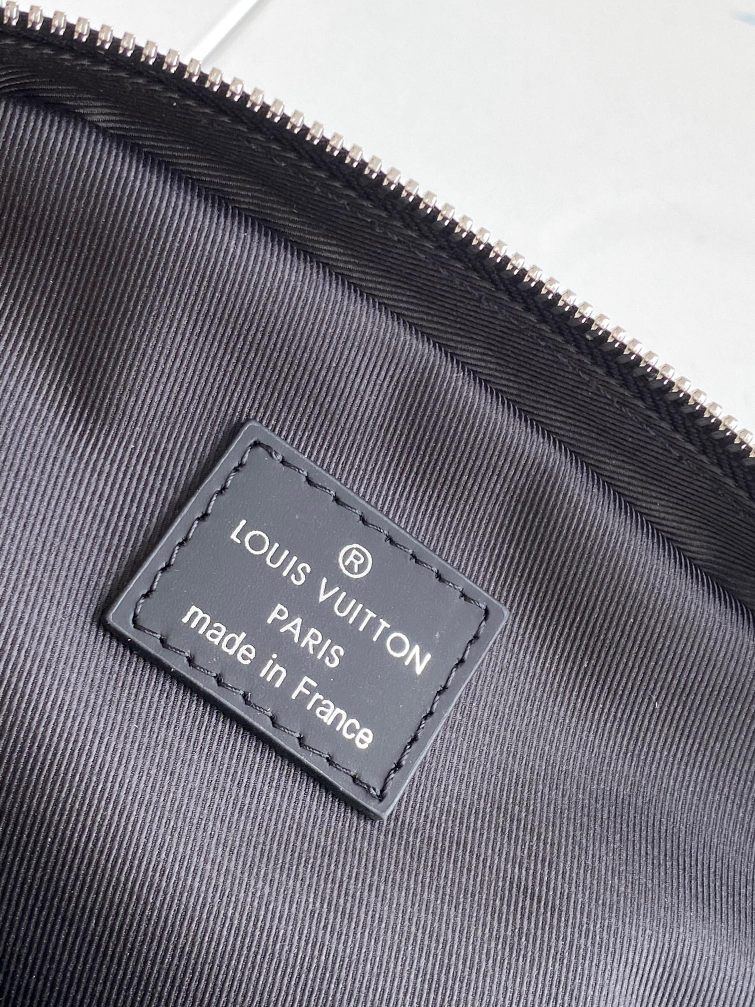 Avenue Damier Graphite Shoulder Bag - Image 9