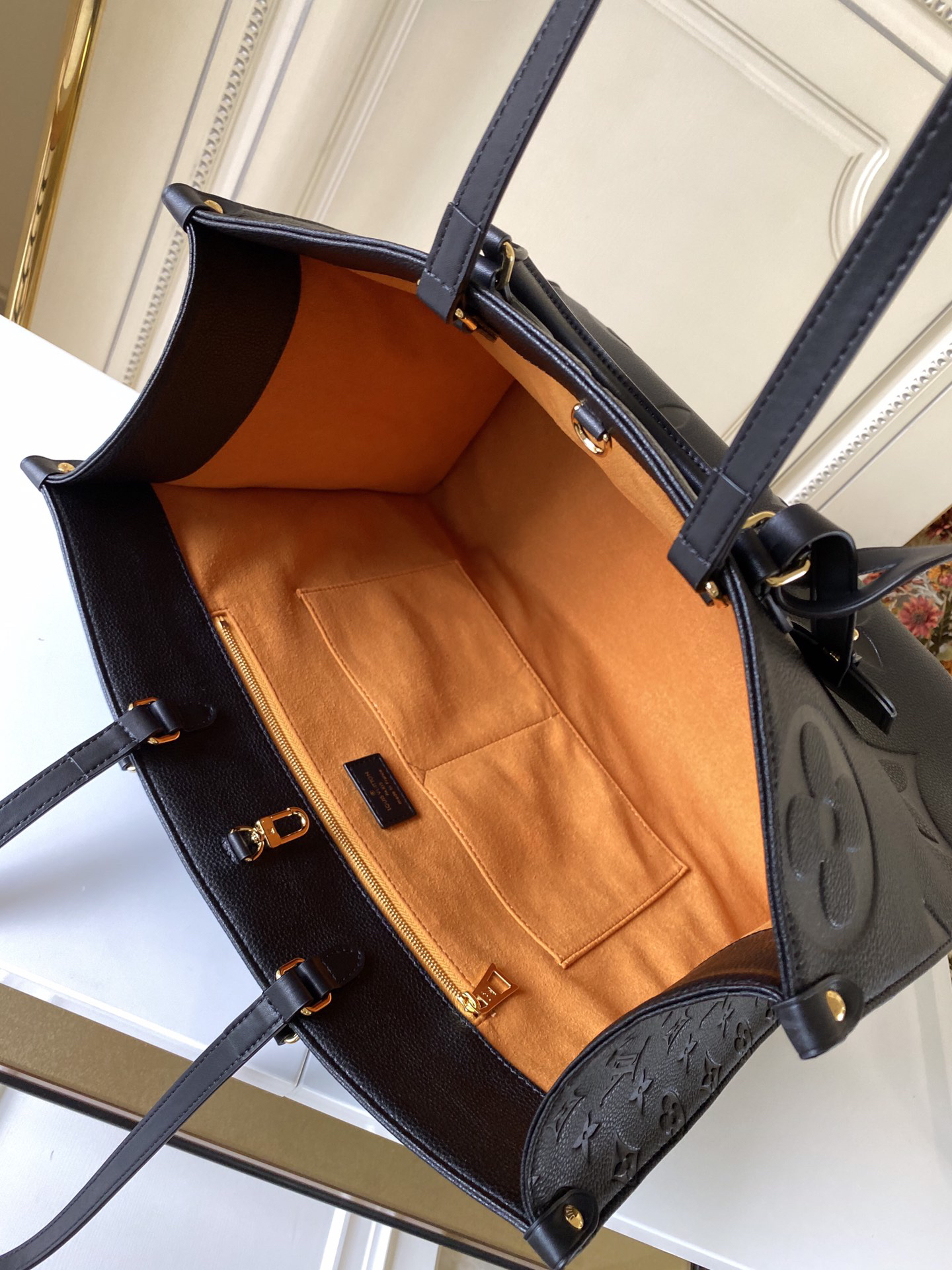 Louis Vuitton OnTheGo Tote Bag M44921 / M44925 - Image 9