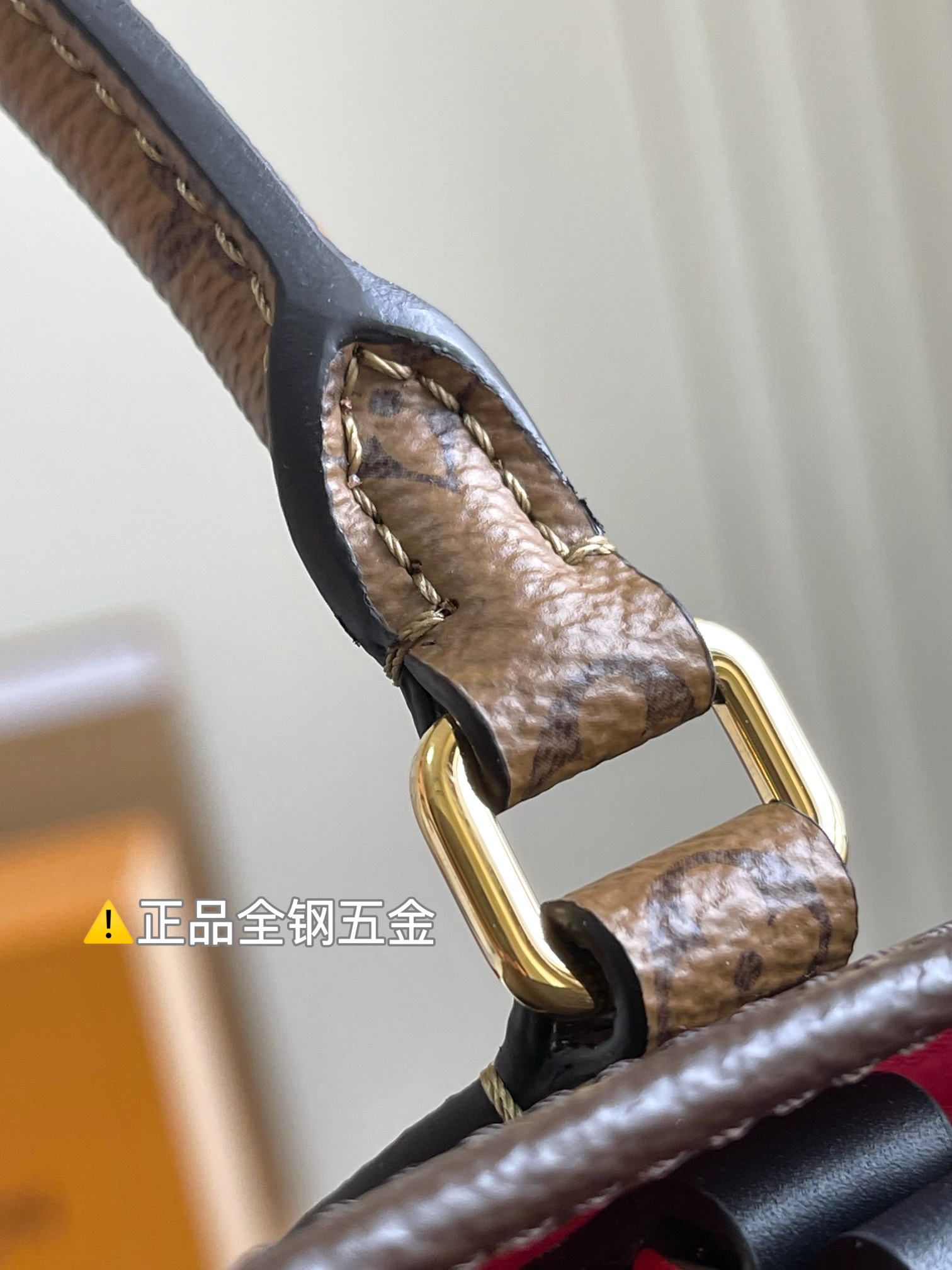 Onthego Medium Handbag - Image 9