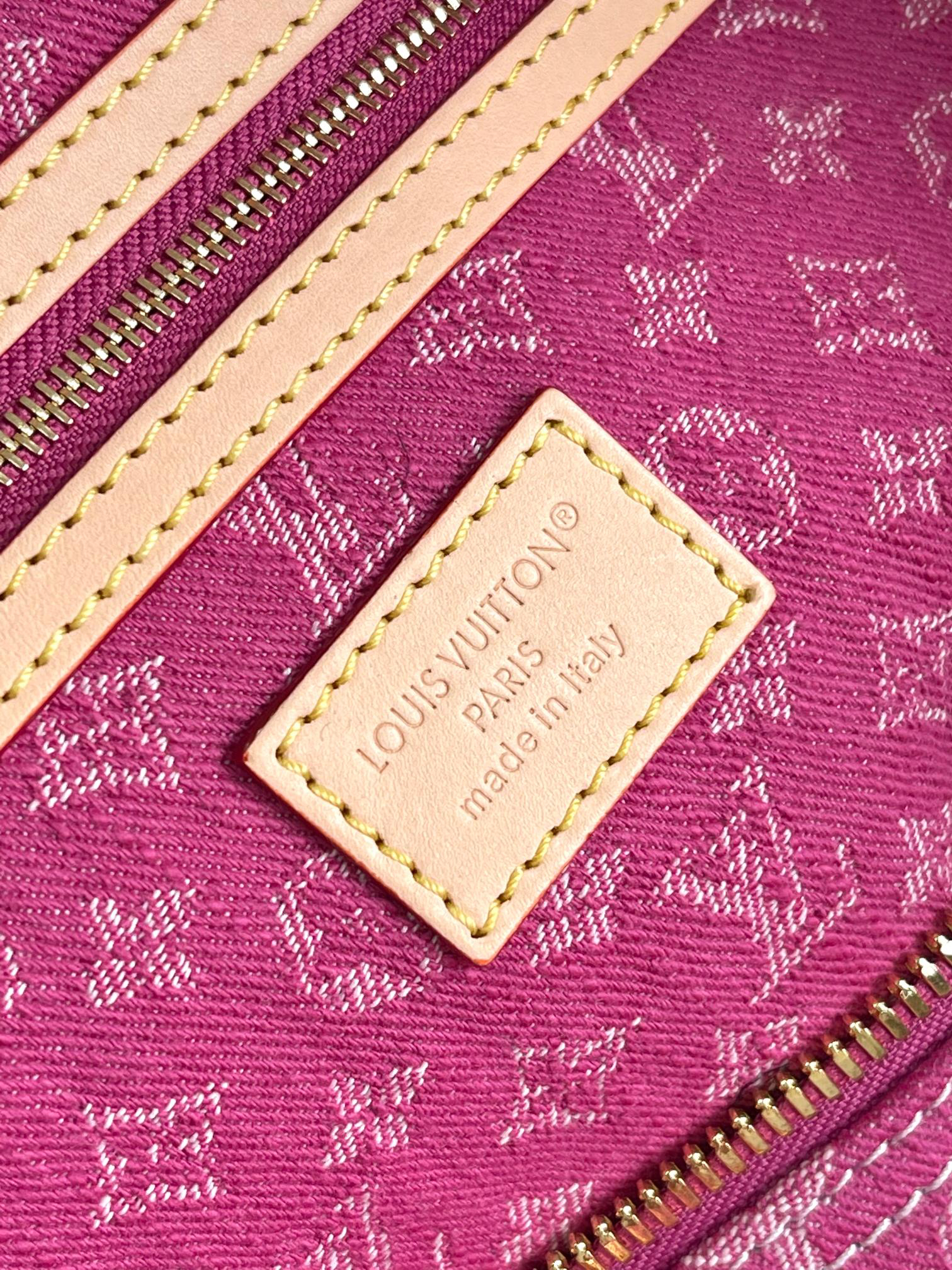 Louis Vuitton Keepall Bandoulière 45 Travel Bag - Image 9