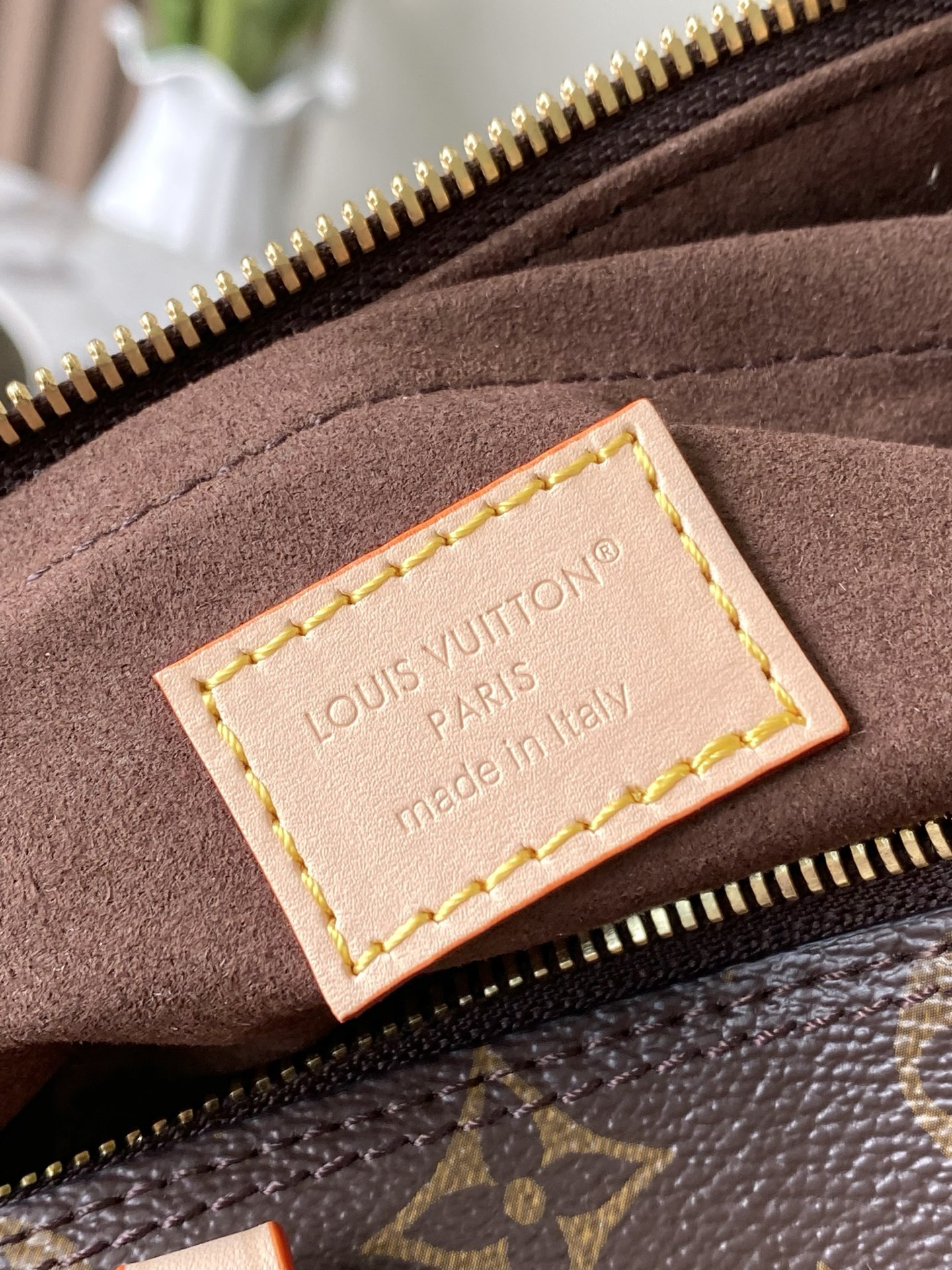 Louis Vuitton Squire East West Bag, Small, Monogram Canvas - Image 9