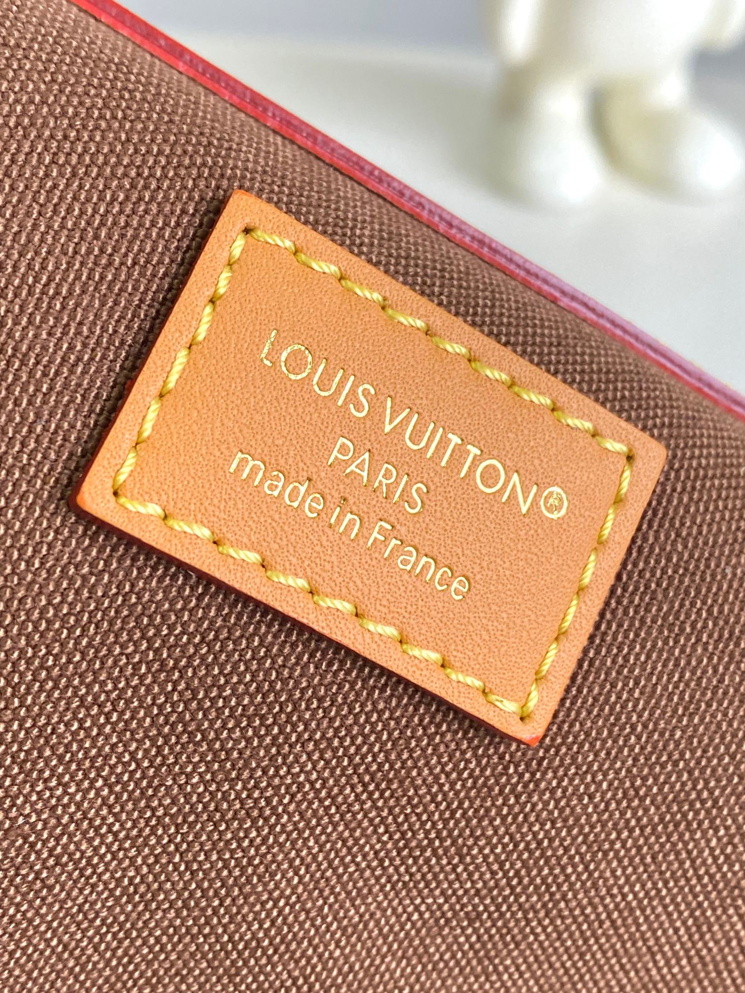Louis Vuitton Keepall 50 Monogram Canvas Travel Bag - Image 9