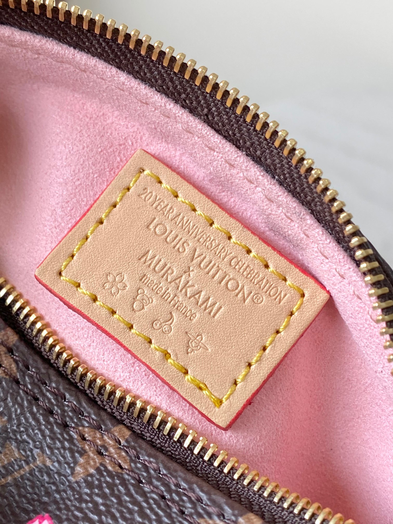 Louis Vuitton x Takashi Murakami Cowhide Shoulder Bag M13097 - Image 9