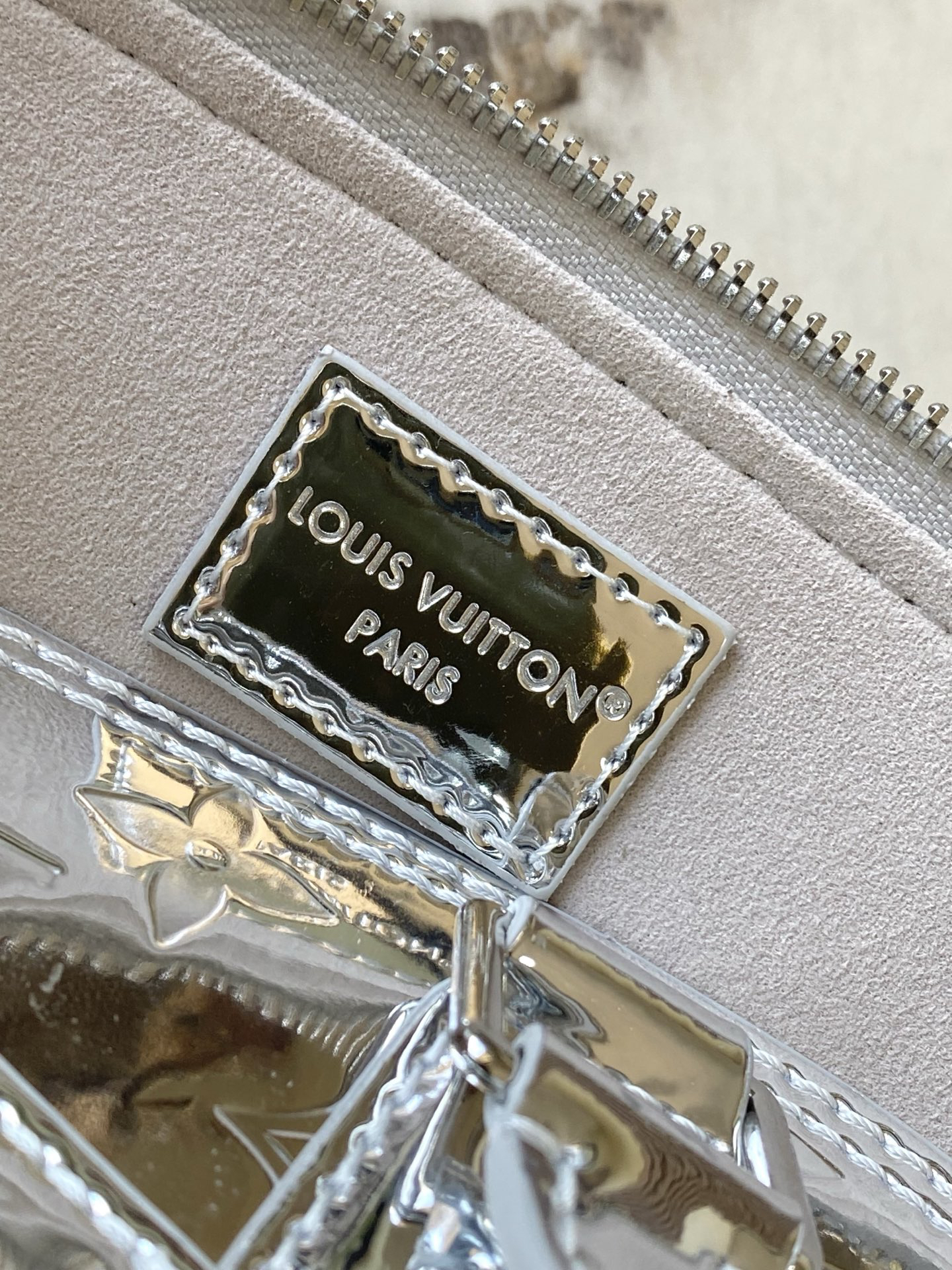 Louis Vuitton Alma BB Monogram Miroir Silver Handbag - Image 9